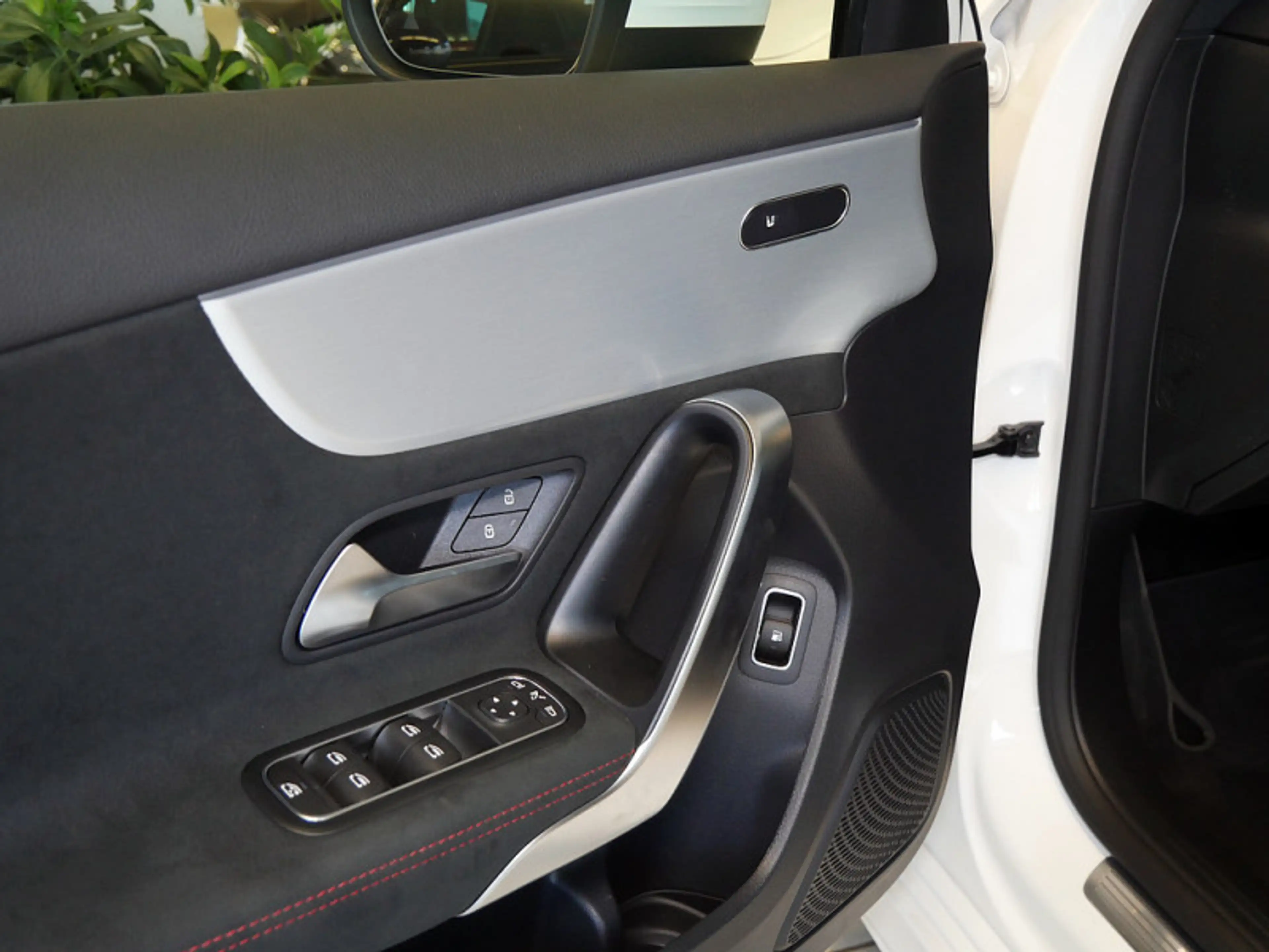 Mercedes-Benz A 250 e , AMG 360 DISTR KAMERA PANO SPUR STANDH — photo 14