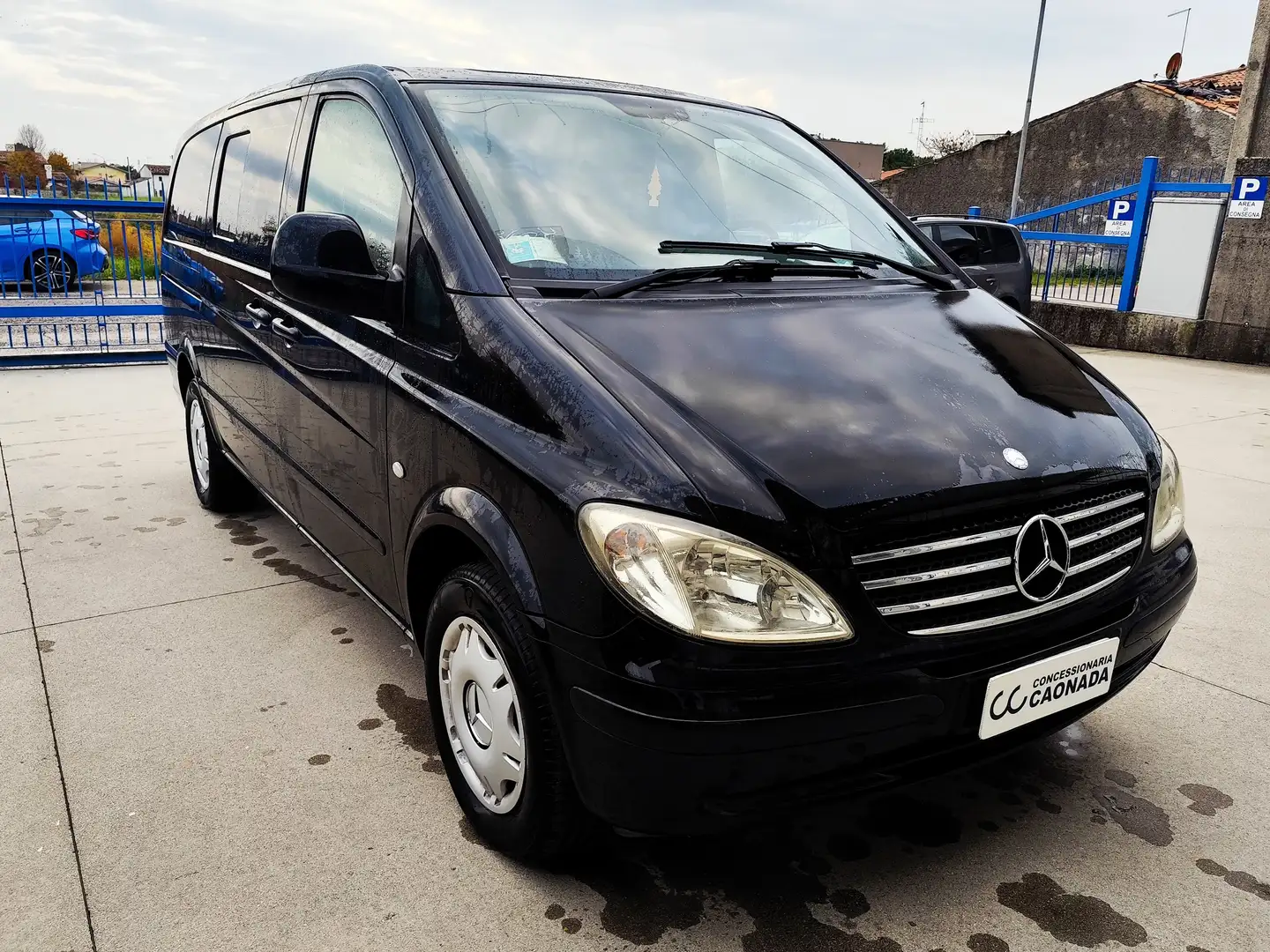Mercedes-Benz Vito 5 POSTI AUTOCARRO 2.2 cdi IVA DEDUCIBILE Nero - 2