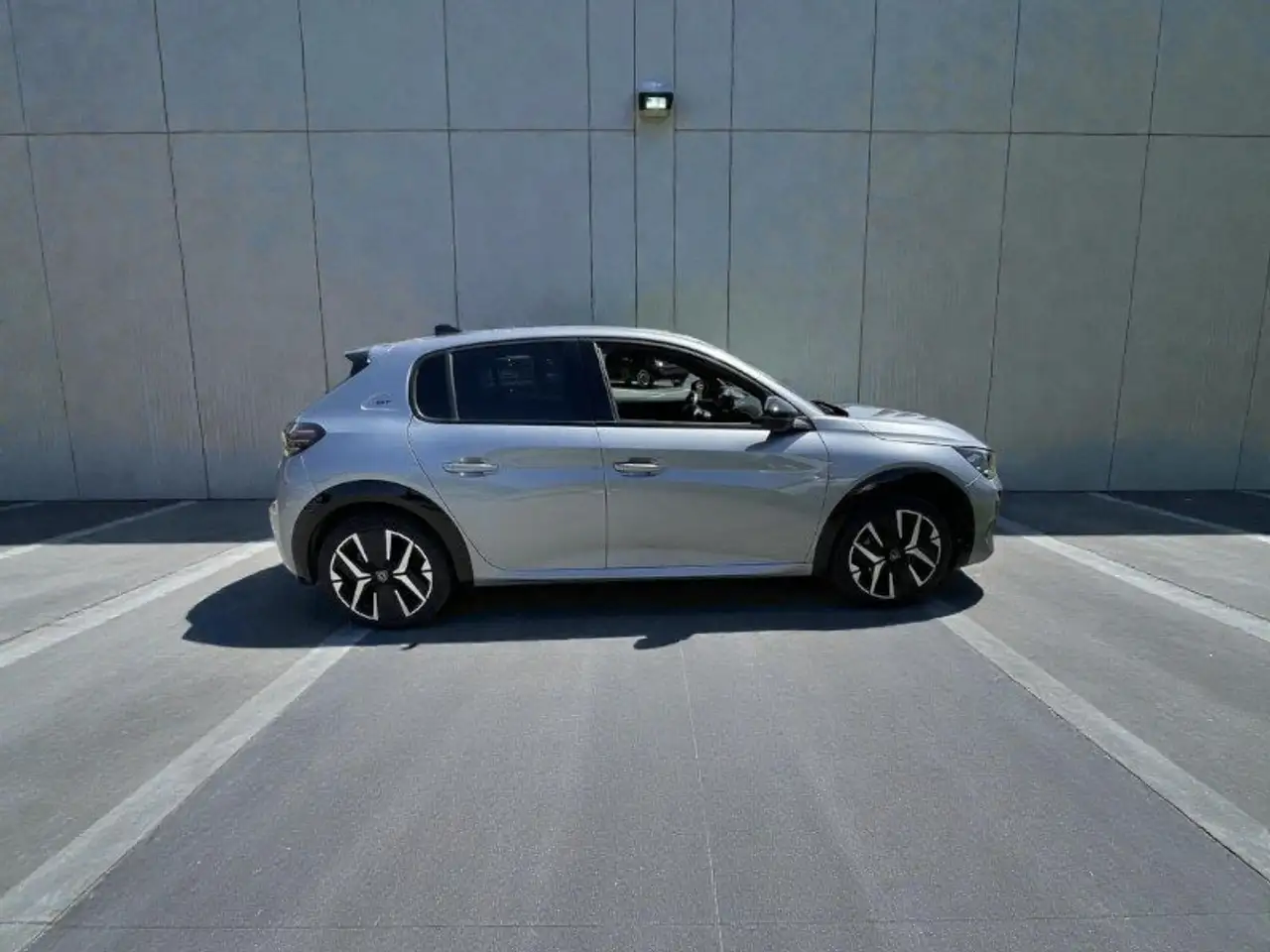 Peugeot 208 PureTech 100 5 porte GT 7