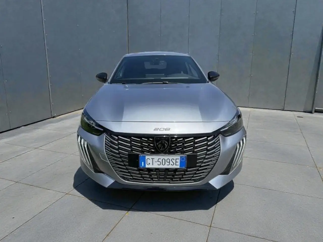 Peugeot 208 PureTech 100 5 porte GT 5