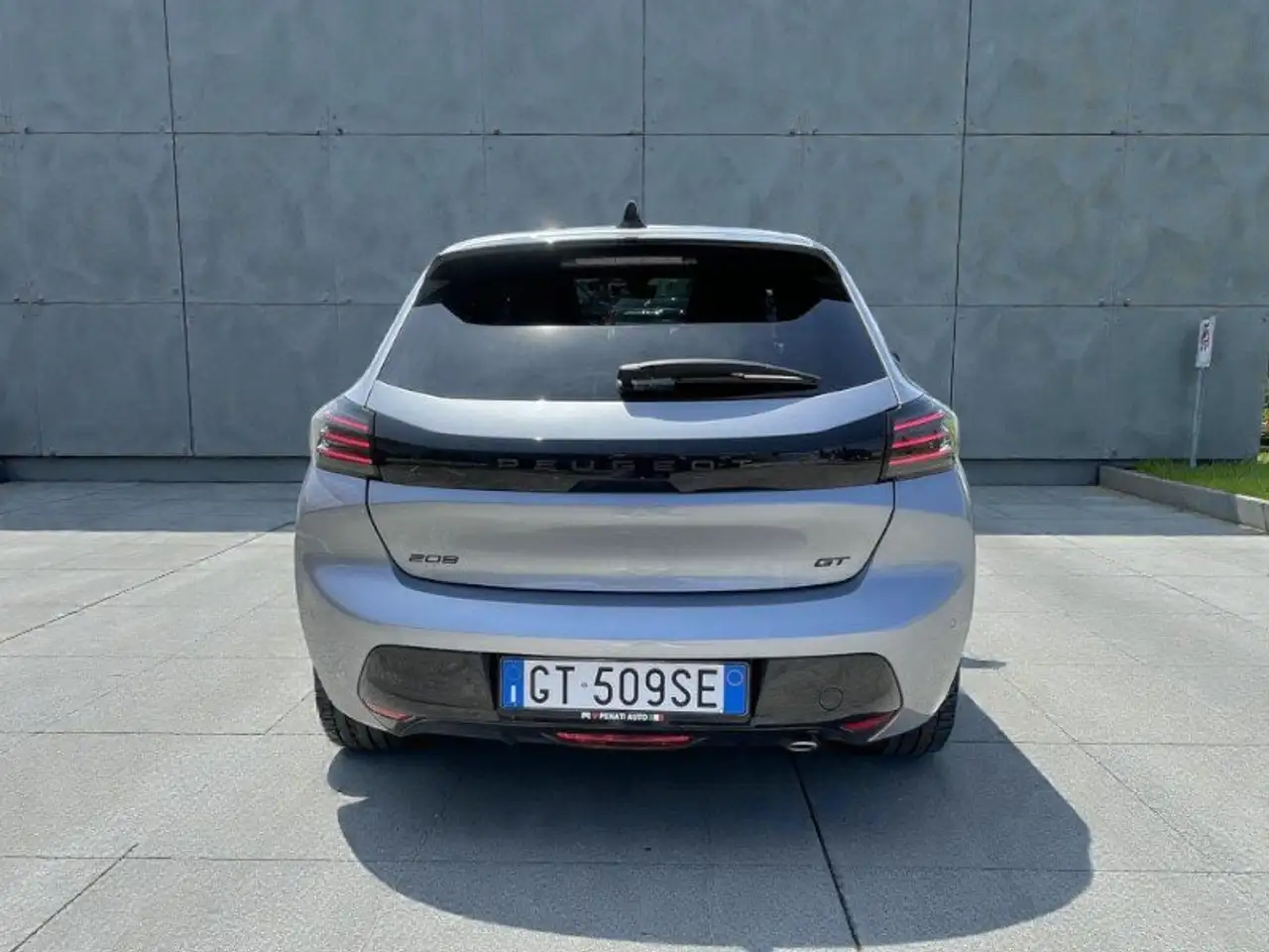 Peugeot 208 PureTech 100 5 porte GT 10
