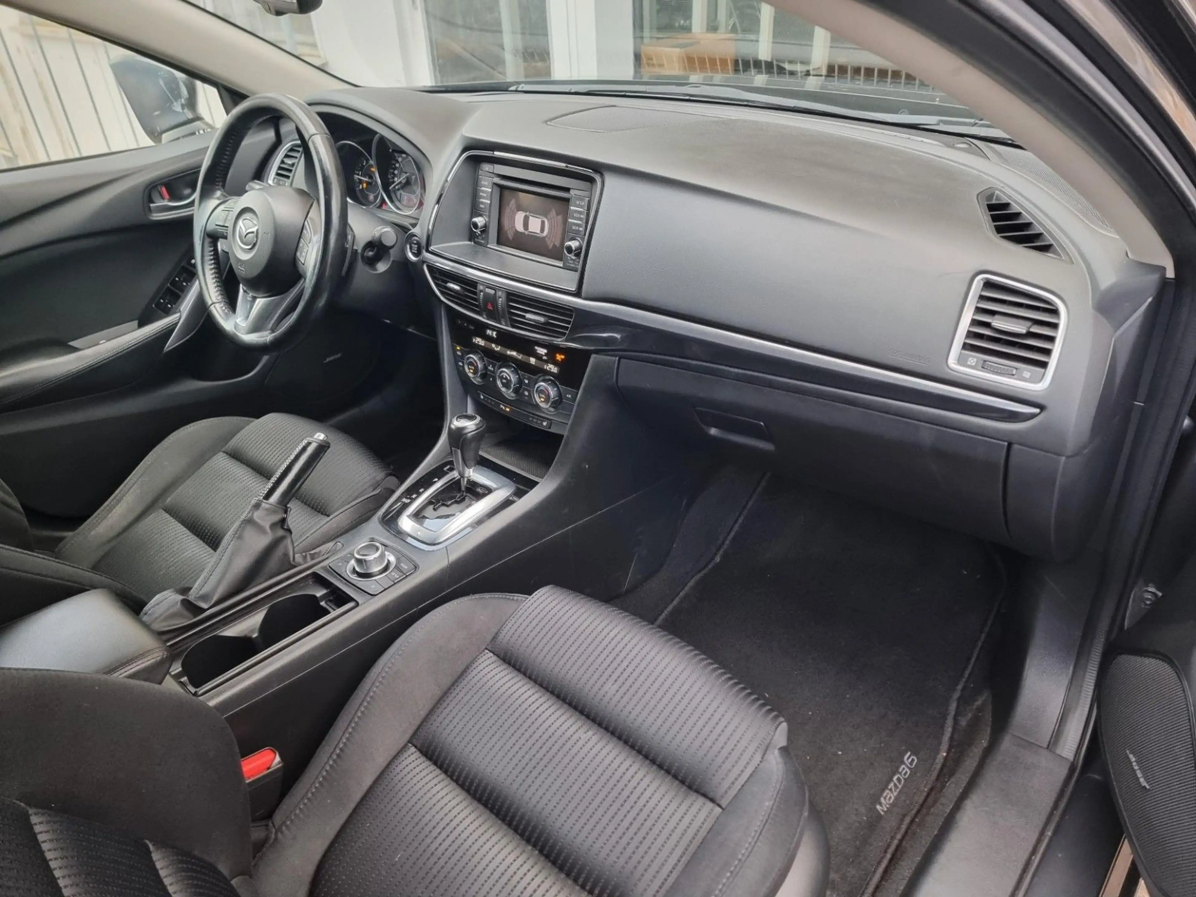 Mazda 6 Kombi Sports-Line 2.2 "Navi,Klima,Sitzheizung" — photo 13