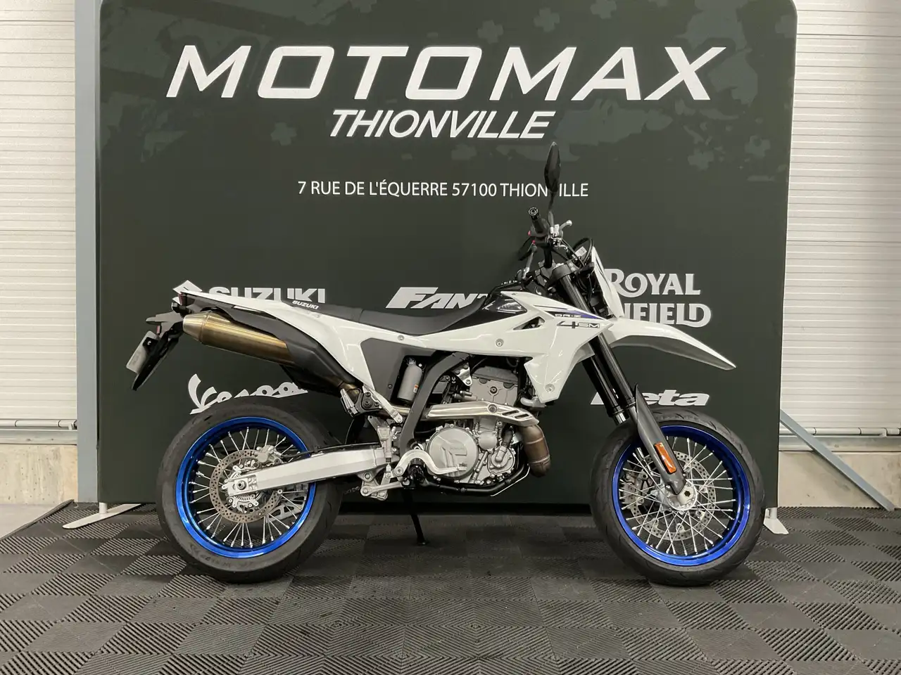 Suzuki DR-Z 400