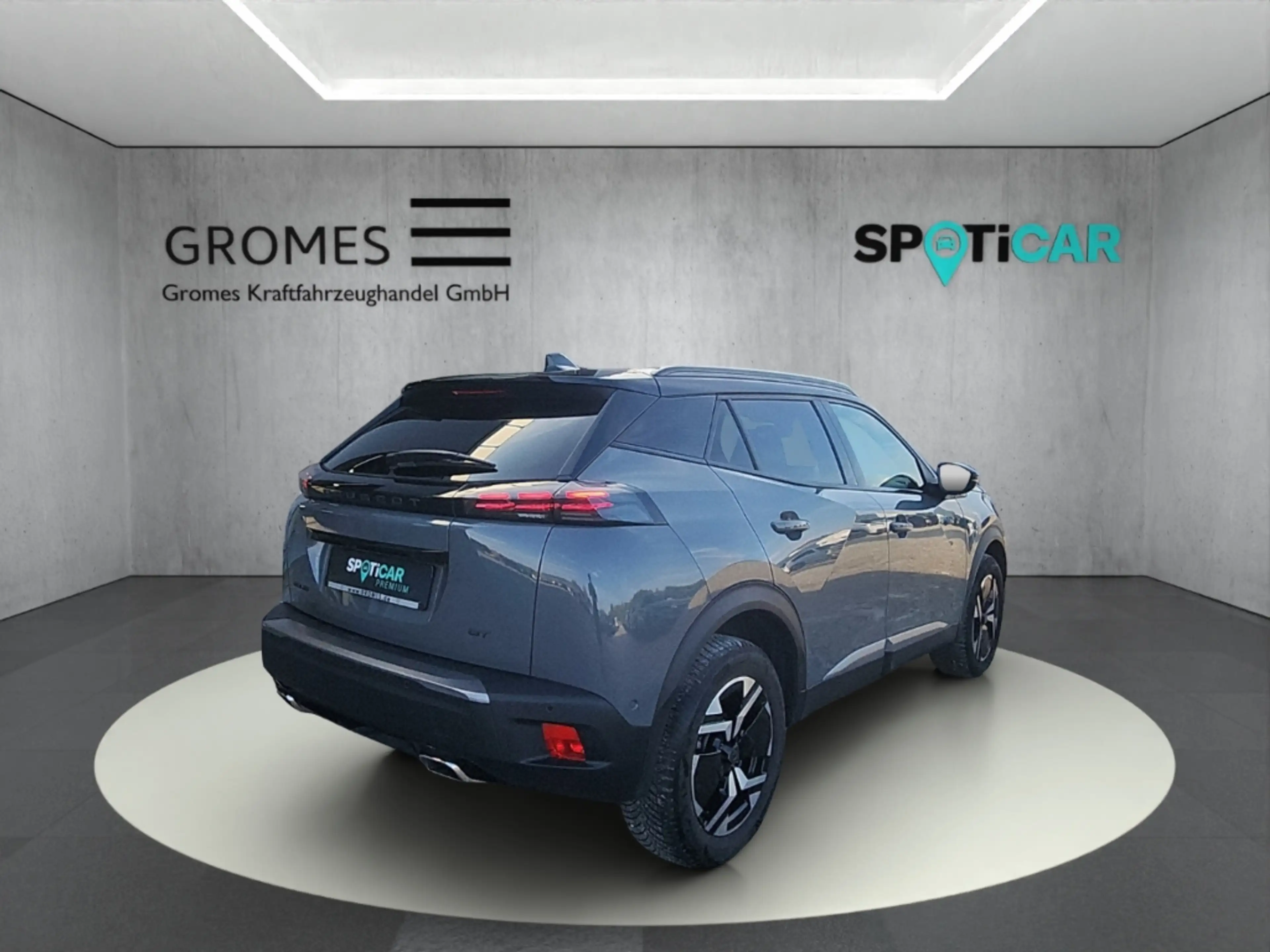 Peugeot 2008 GT PT130 EAT8 360 Kamera El. Sitz LED CarPlay — photo 3