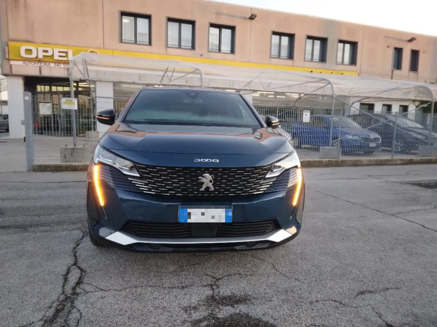 Peugeot 3008 BlueHDi 130 S&S Allure Blu/Azzurro - 2