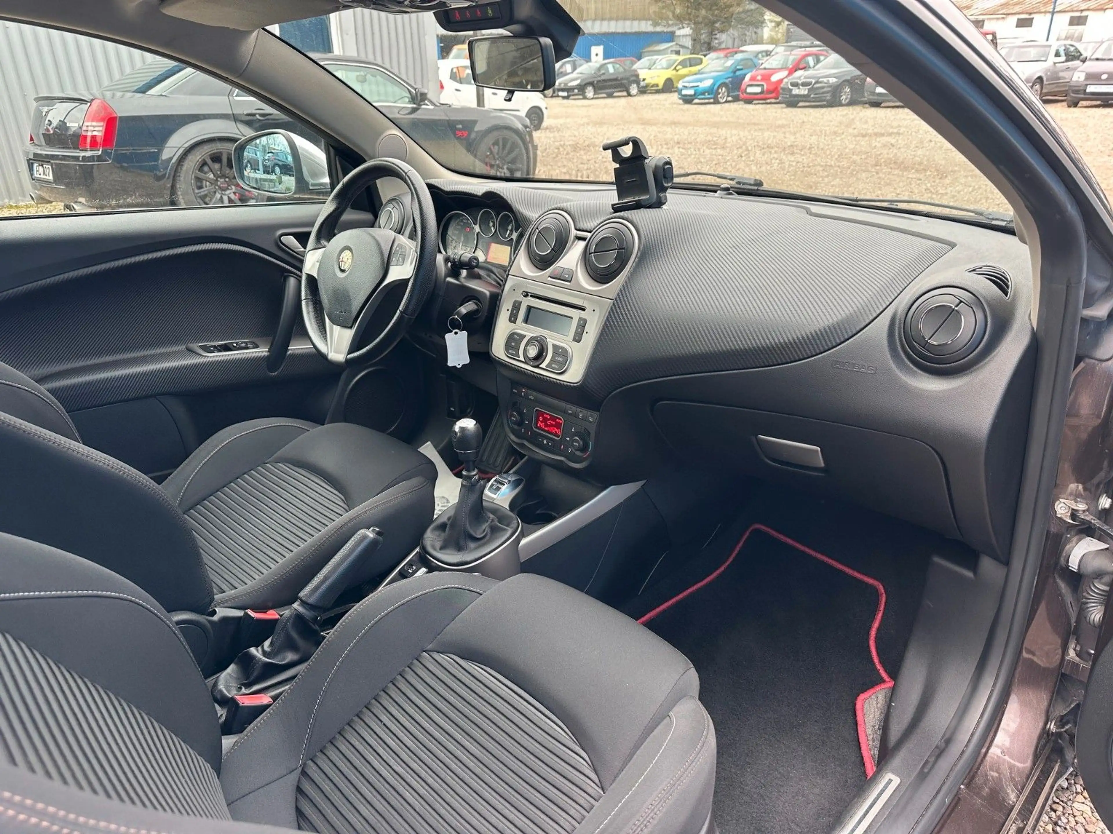 Alfa Romeo MiTo Turismo**97 TKM**Klima**Allwetter** — photo 8