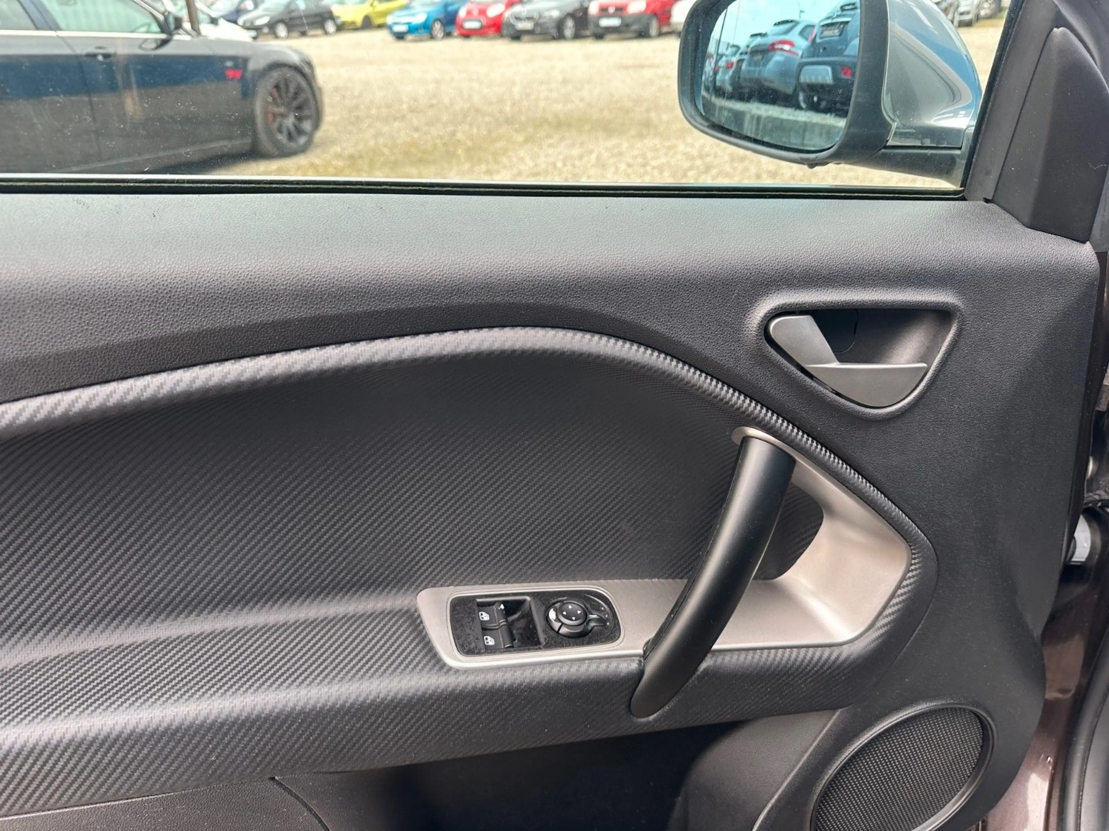Alfa Romeo MiTo Turismo**97 TKM**Klima**Allwetter** — photo 14