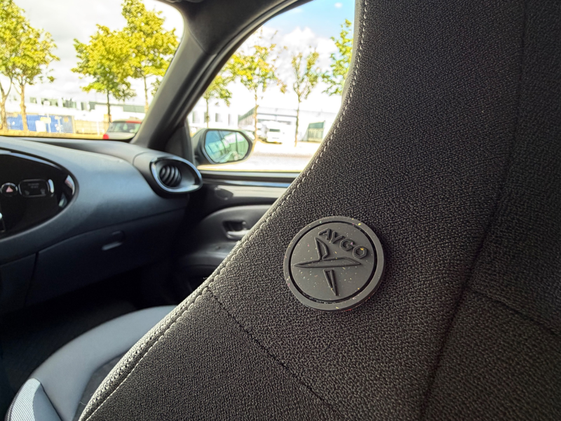 Toyota Aygo X Hybrid 115 GR Sport - direct leverbaar — photo 25