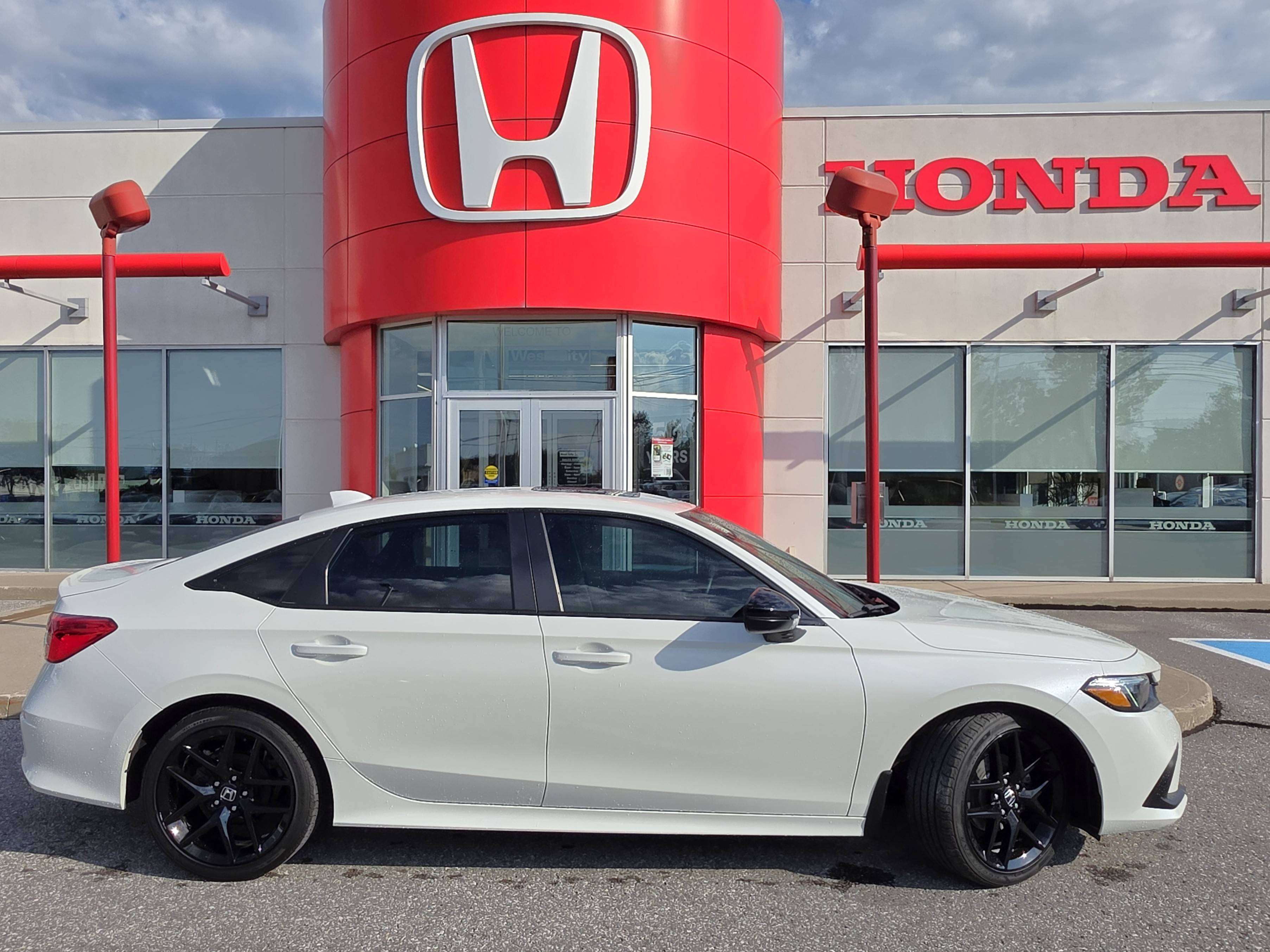 2024 Honda Civic SPORT CVT — снимка 1