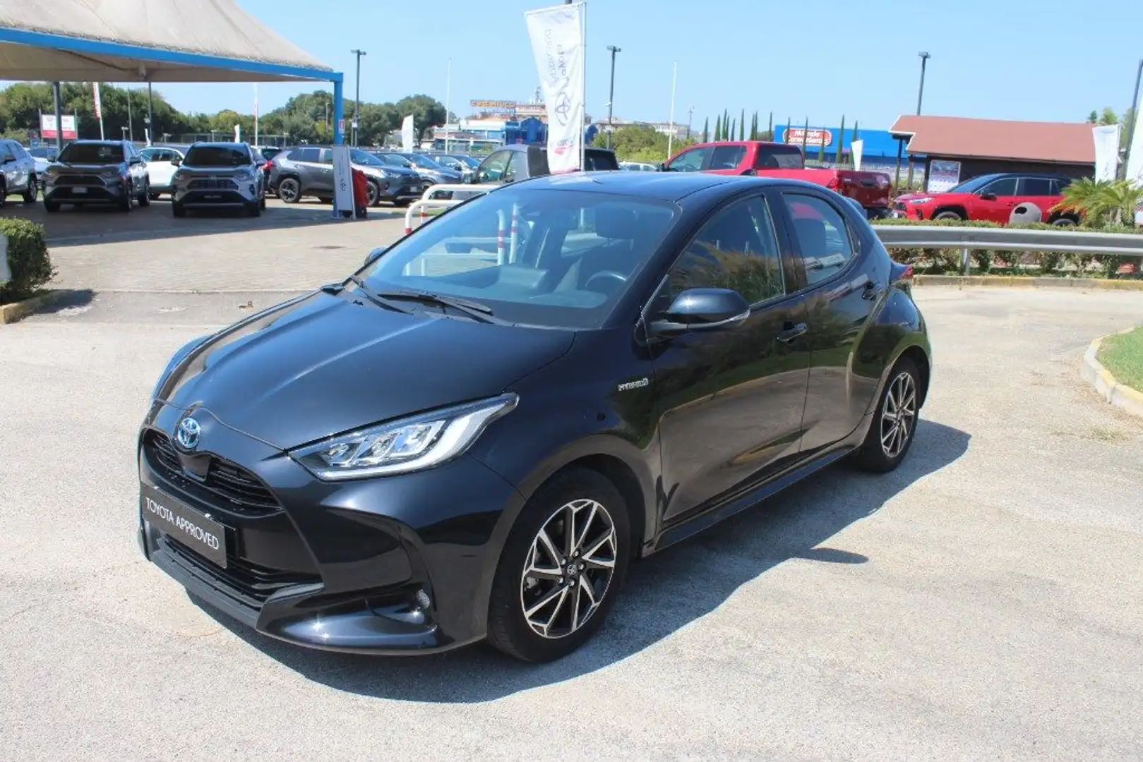 Toyota Yaris 1.5 Hybrid 5 porte Trend 115cv E-CVT Nero - 1