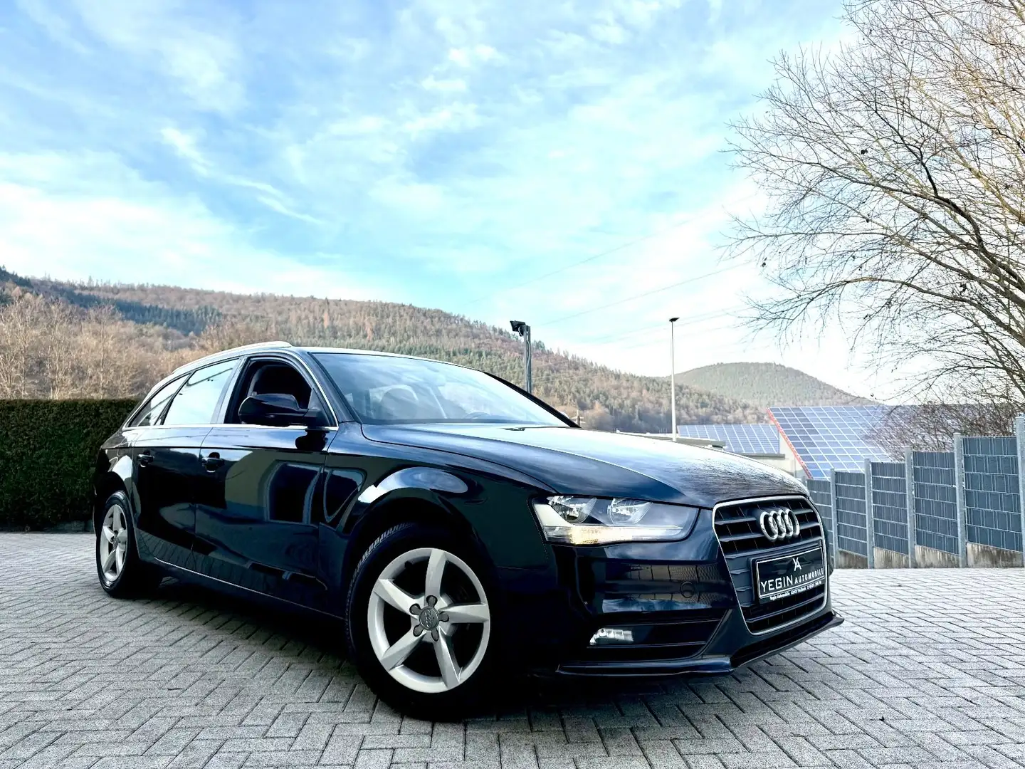 Audi A4 Avant 1.8 TFSI Ambiente-original 75.000 km Noir - 1