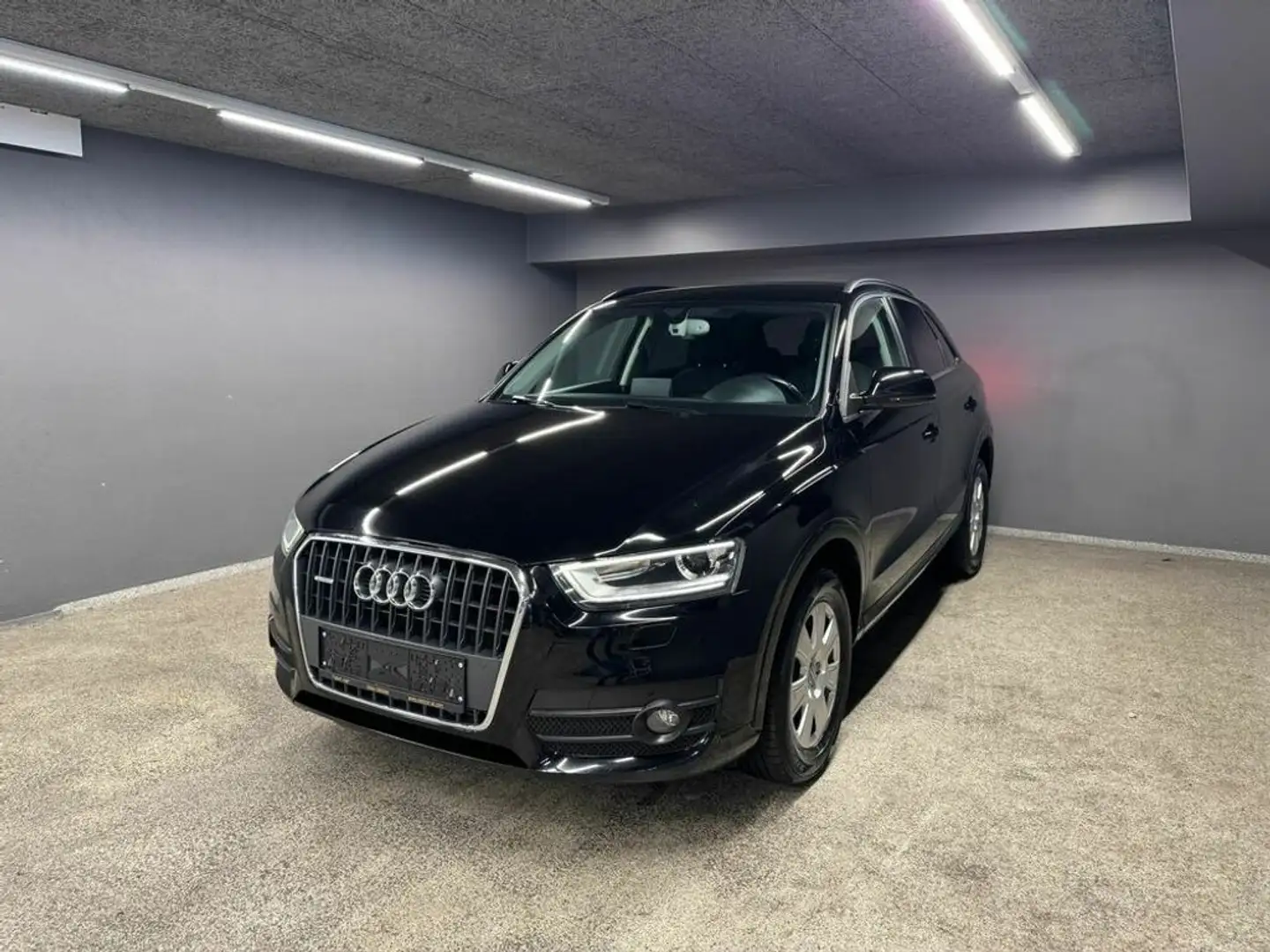 Audi Q3 2.0 TDI quattro Noir - 1