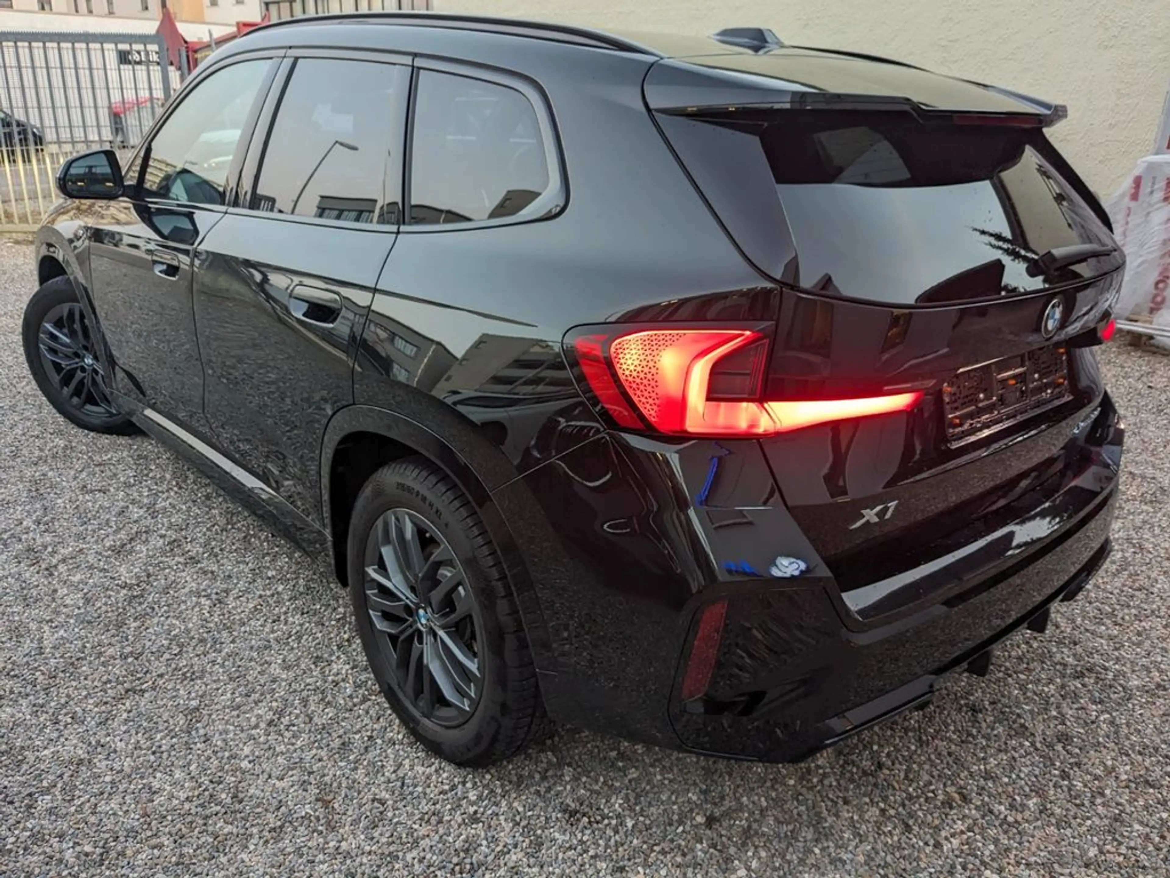 BMW X1 X1 2.3i  xDrive M Sport AHK — photo 7