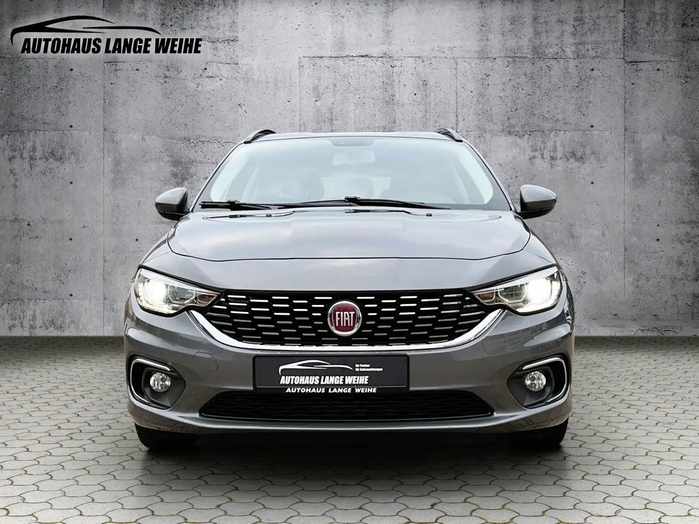 Fiat Tipo Lounge Gris - 1