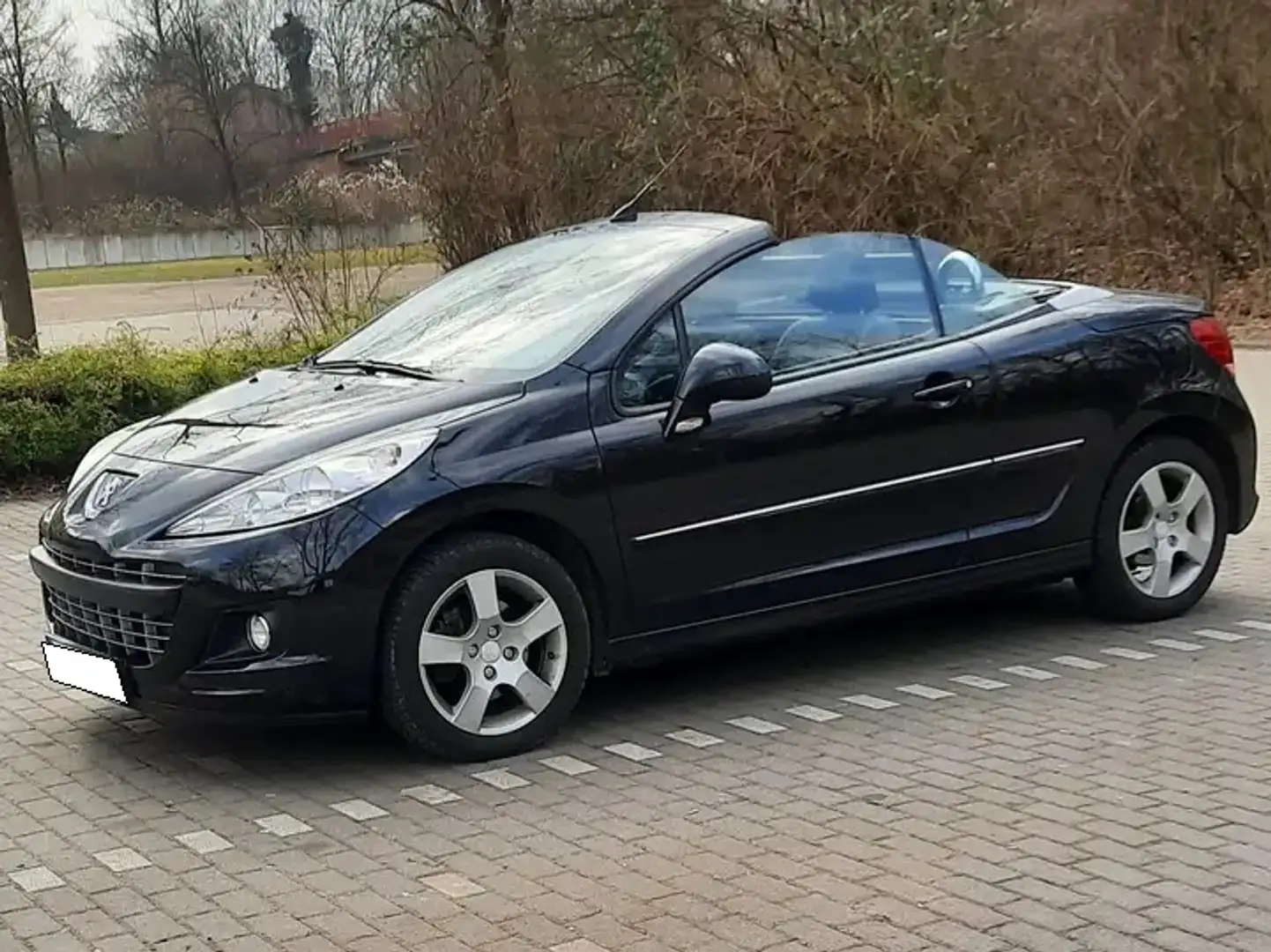 Peugeot 207 cabriolet essence 120 version euro 5 - 1