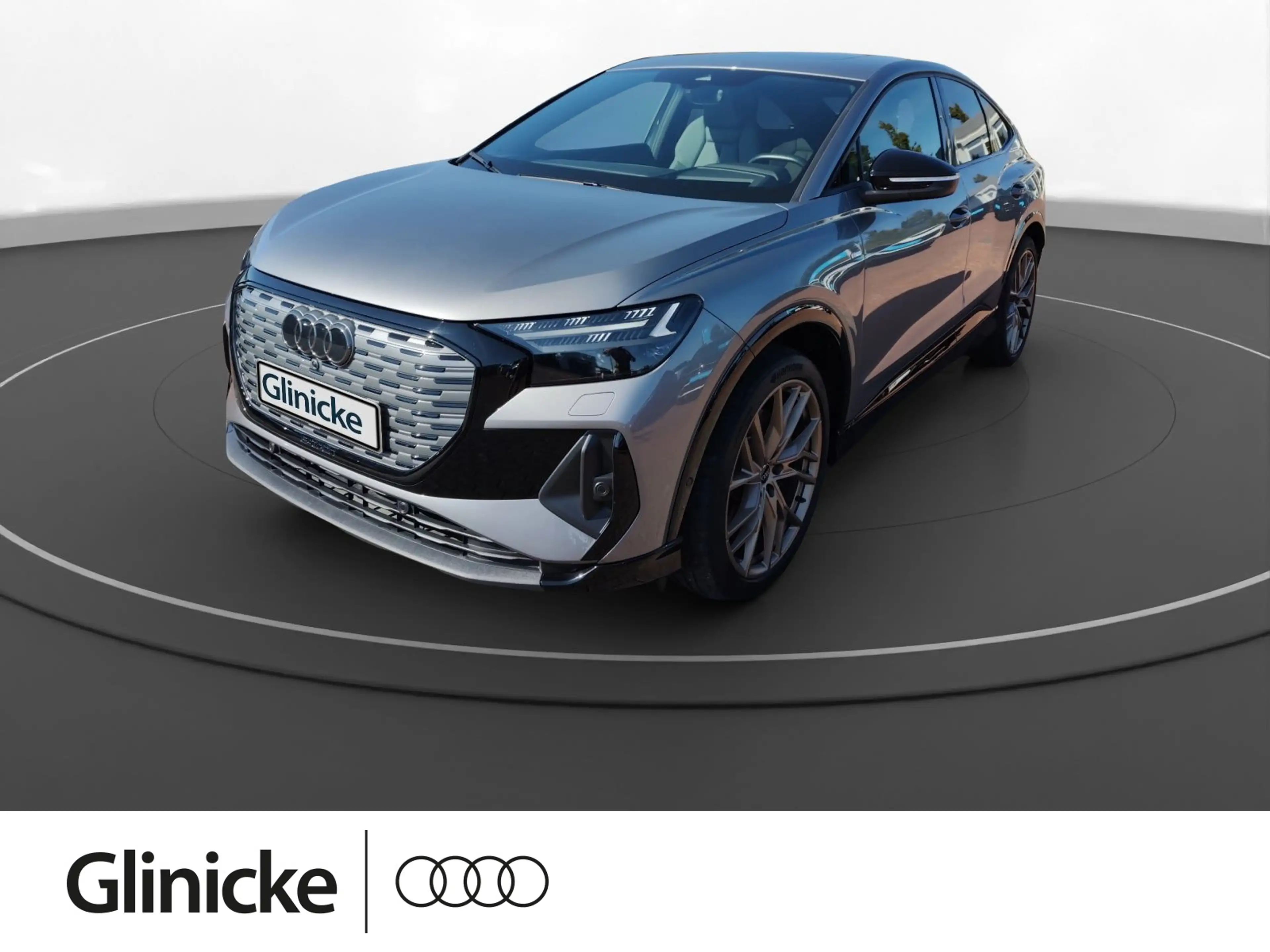 Audi Q4 e-tron Q4 50 e-tron Sportback quattro S-Line Matrix RFK