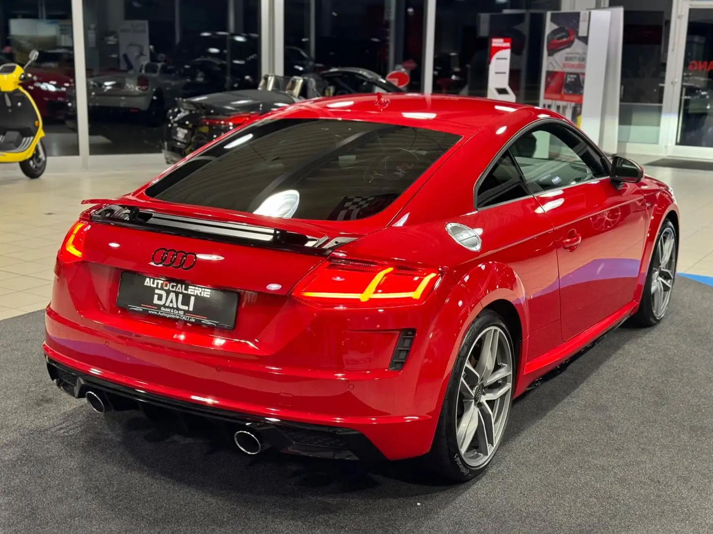 Audi TT 2.0 45 TFSI S-LINE SPORT PLUS- LED-KAM-B&O Piros - 2