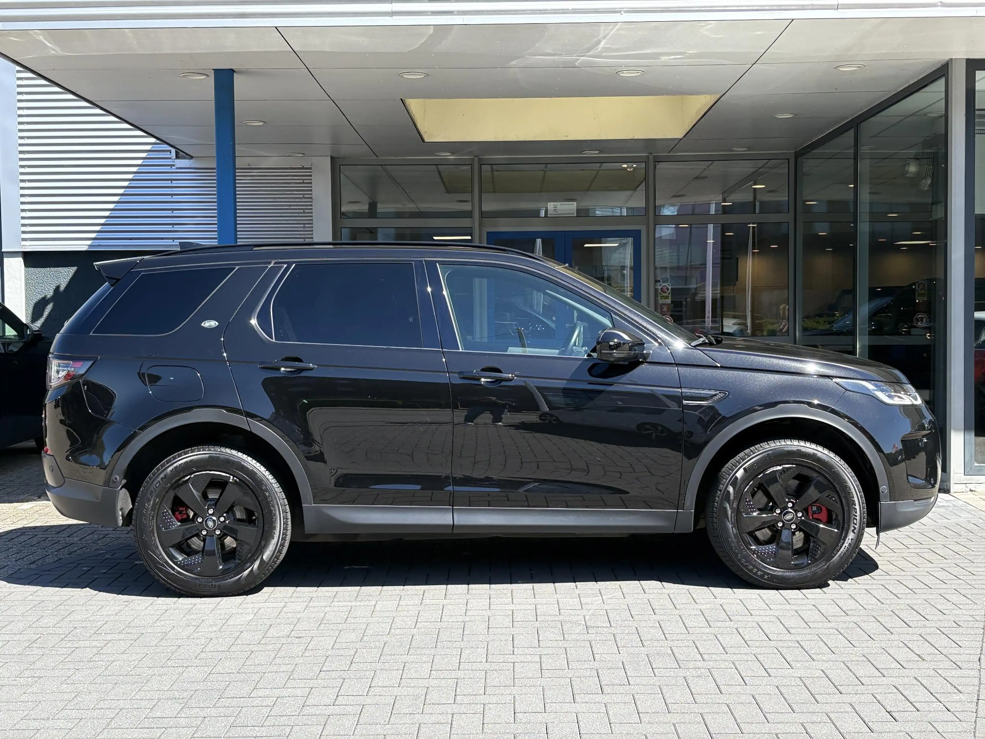 Land Rover Discovery Sport P300e 1.5 R-Dynamic SE | Voorruit verwarming | 360 — photo 4