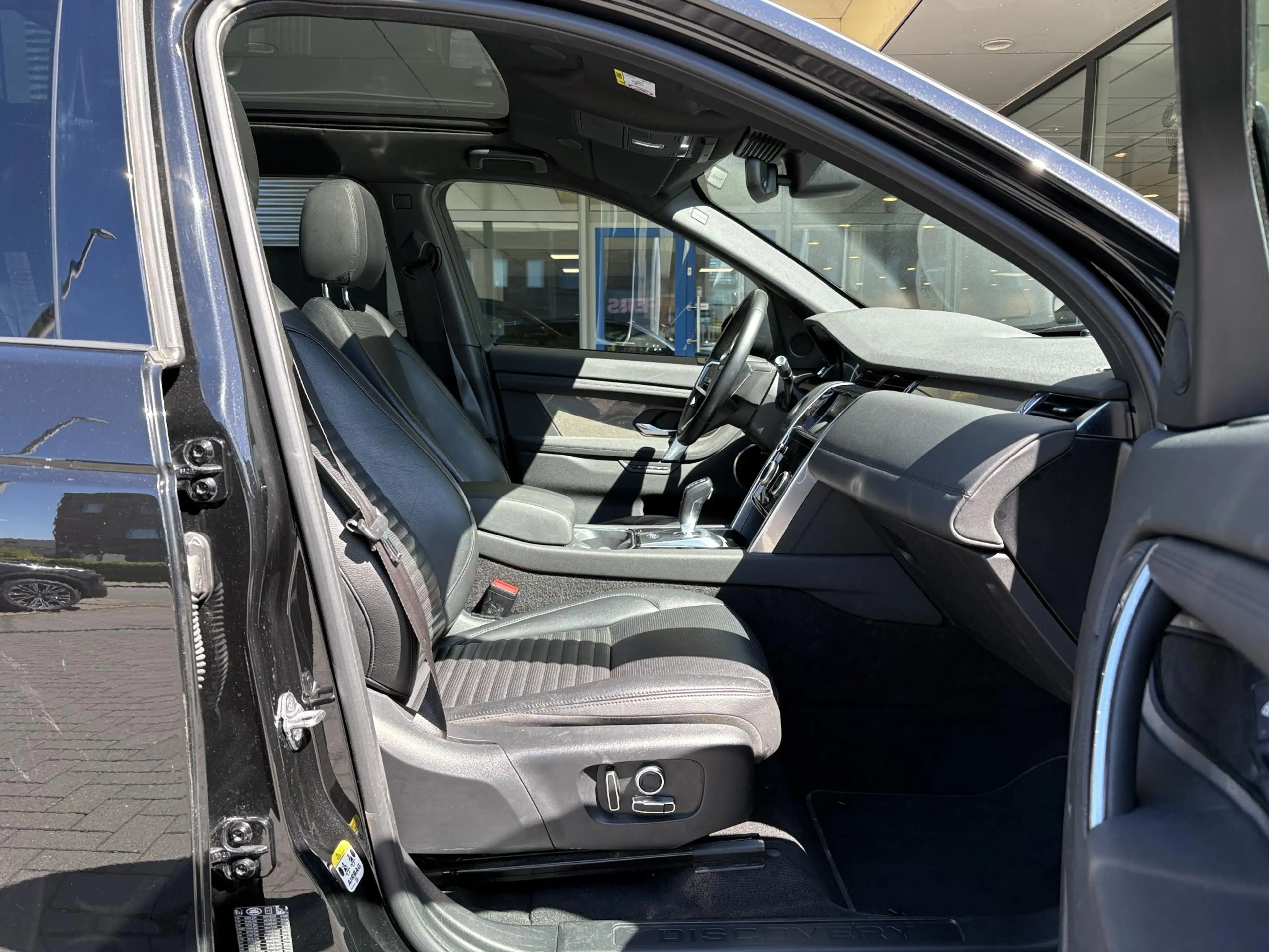Land Rover Discovery Sport P300e 1.5 R-Dynamic SE | Voorruit verwarming | 360 — photo 5