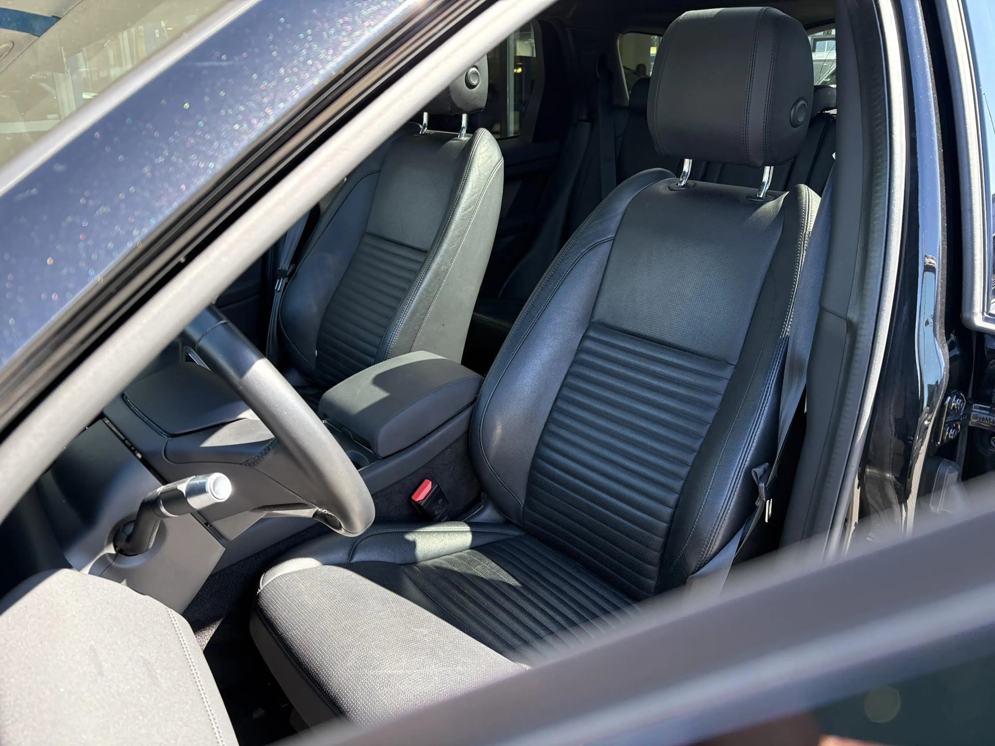 Land Rover Discovery Sport P300e 1.5 R-Dynamic SE | Voorruit verwarming | 360 — photo 11