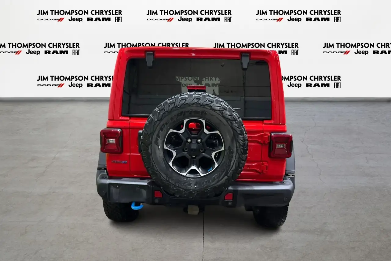 Jeep Wrangler снимка Jeep Wrangler
