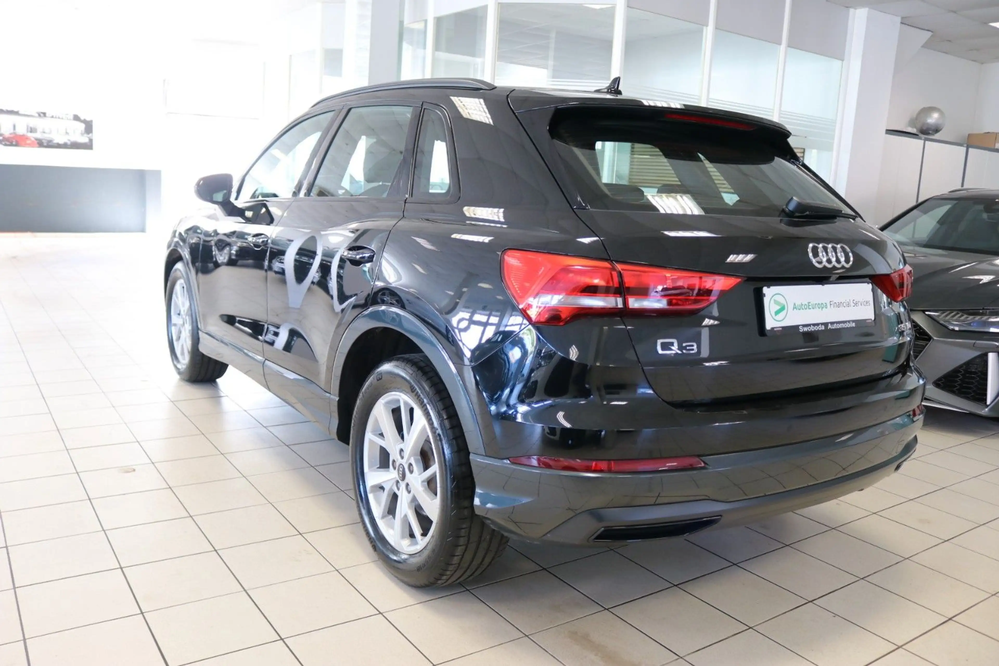 Audi Q3 35 TDI q. Black-Paket Kamera Virtual Leder — photo 12