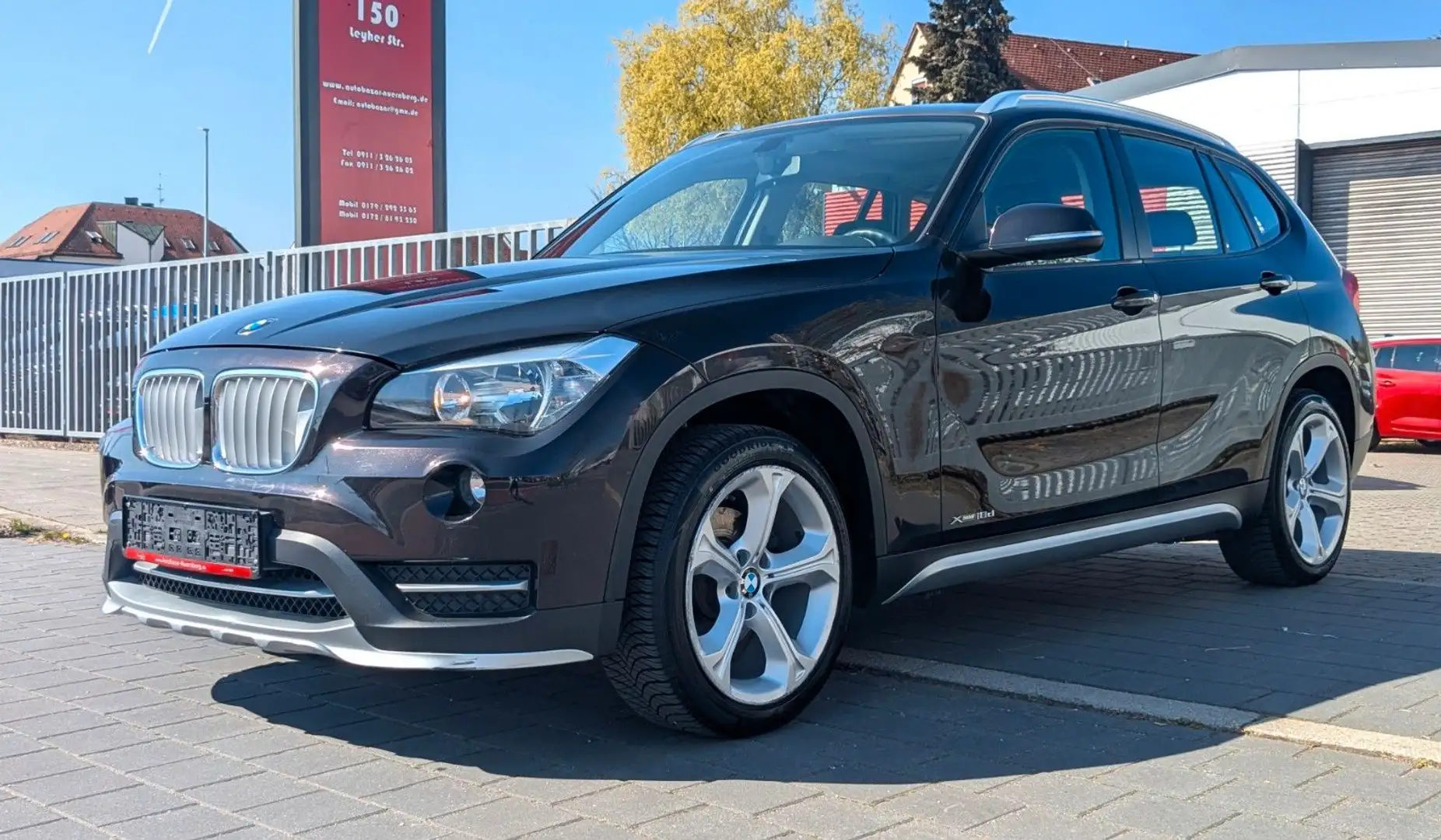 BMW X1 18 d xDrive / X Line / Panorama / AHK Marrone - 1