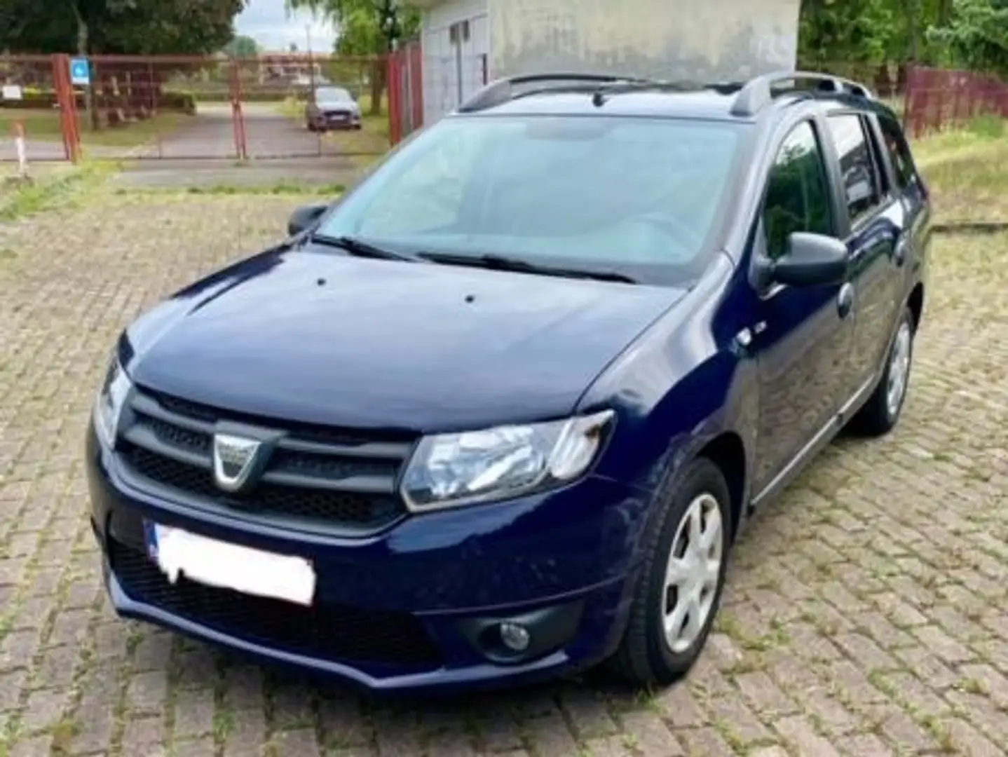 Dacia Logan Logan MCV 1.2i Ambiance Bleu - 1