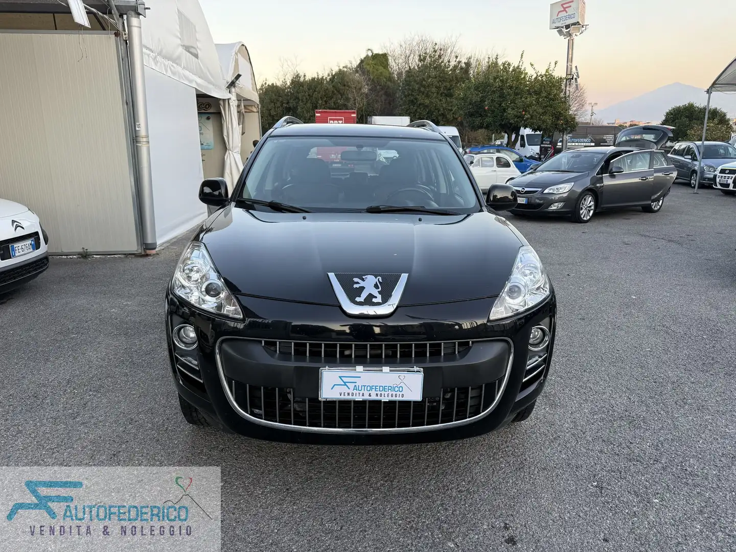 Peugeot 4007 2.2 HDi 156CV Féline Schwarz - 2