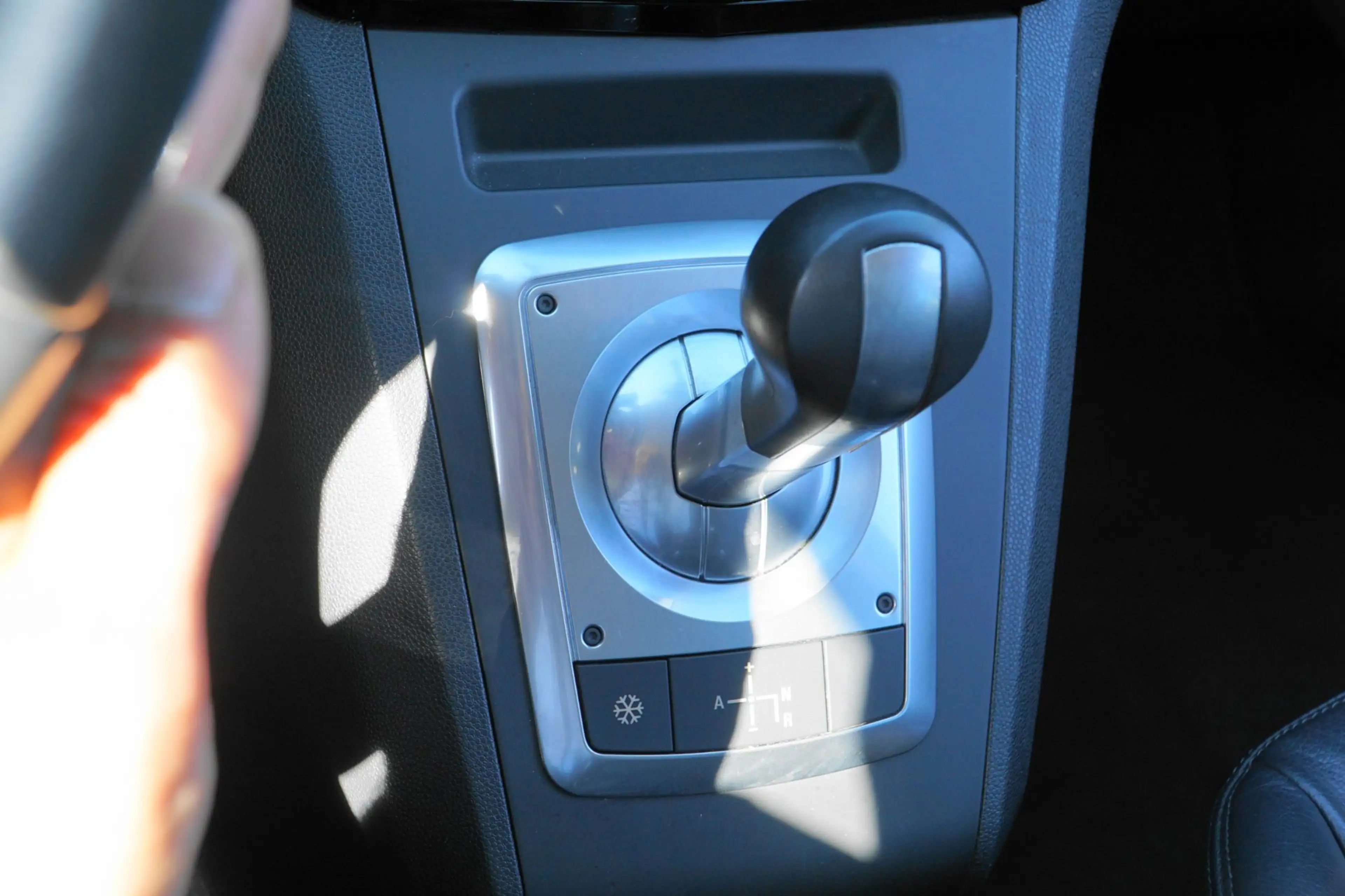 Opel Zafira 1.8 Cosmo CRUISE TREKHAAK AUT. — photo 4