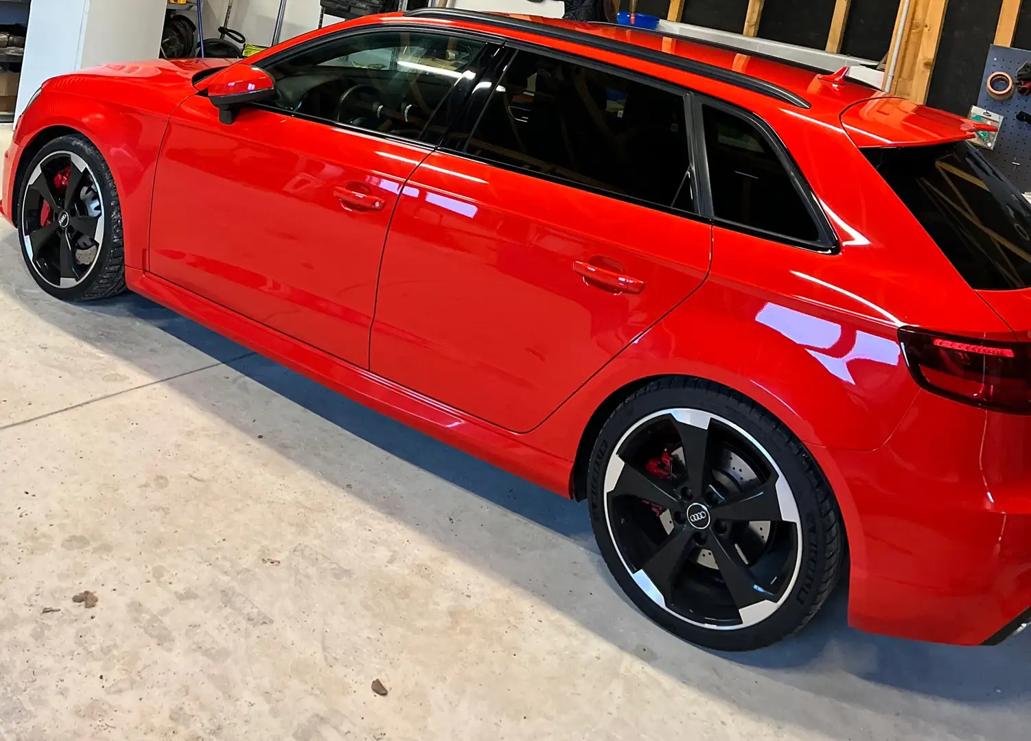 Audi RS3 Sportback 2.5 TFSI 367 Quattro S tronic 7 Rouge - 2