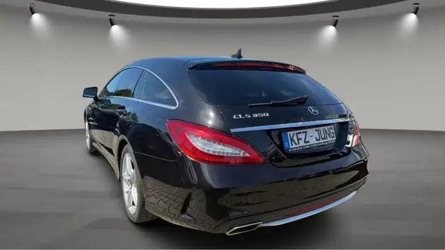 Mercedes-Benz CLS view 7
