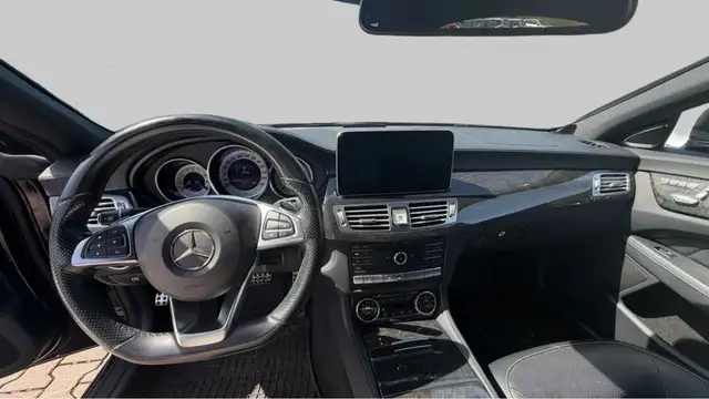 Mercedes-Benz CLS view 8