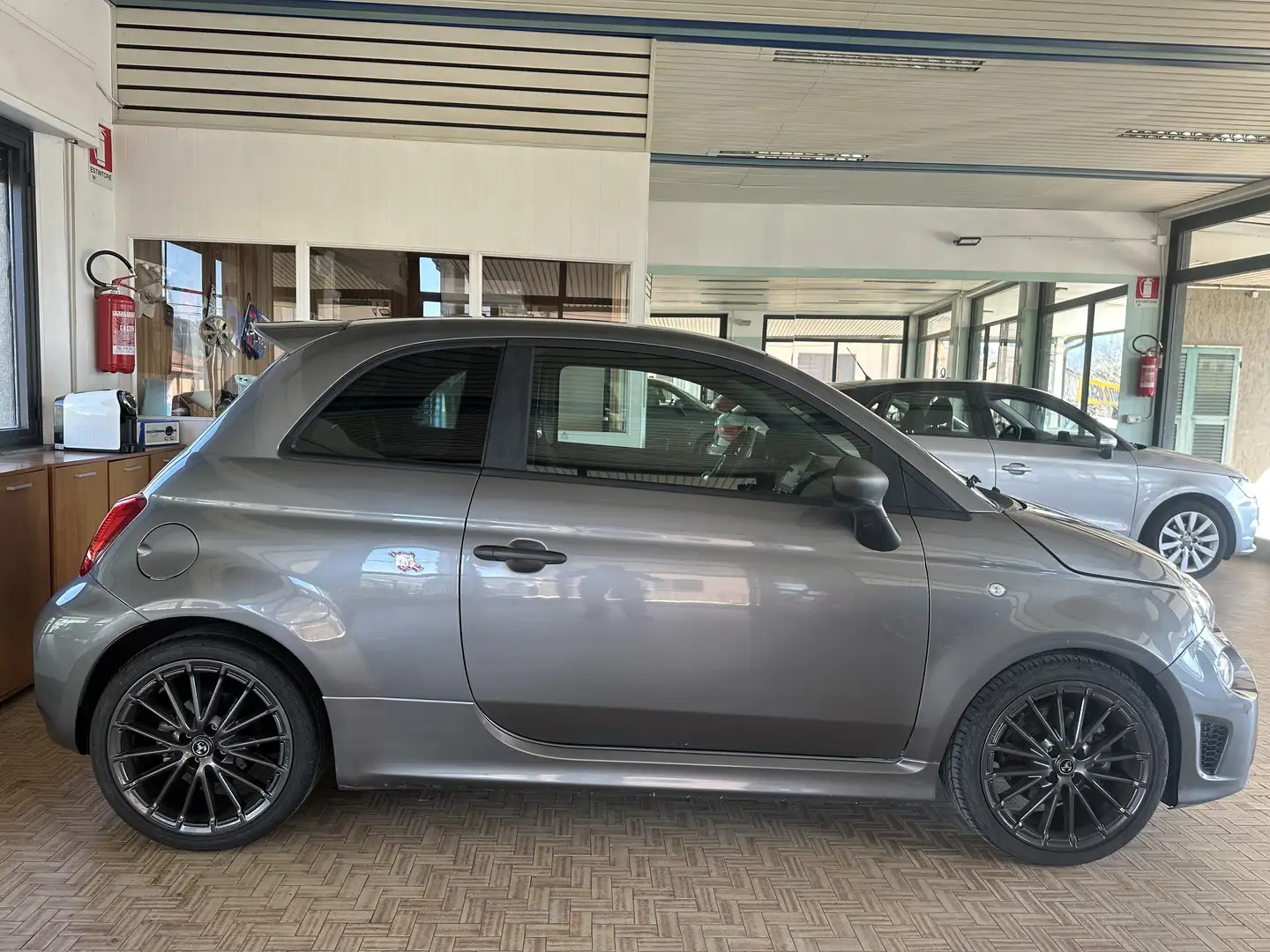 Abarth 595 1.4 t-jet Competizione 165cv - 2
