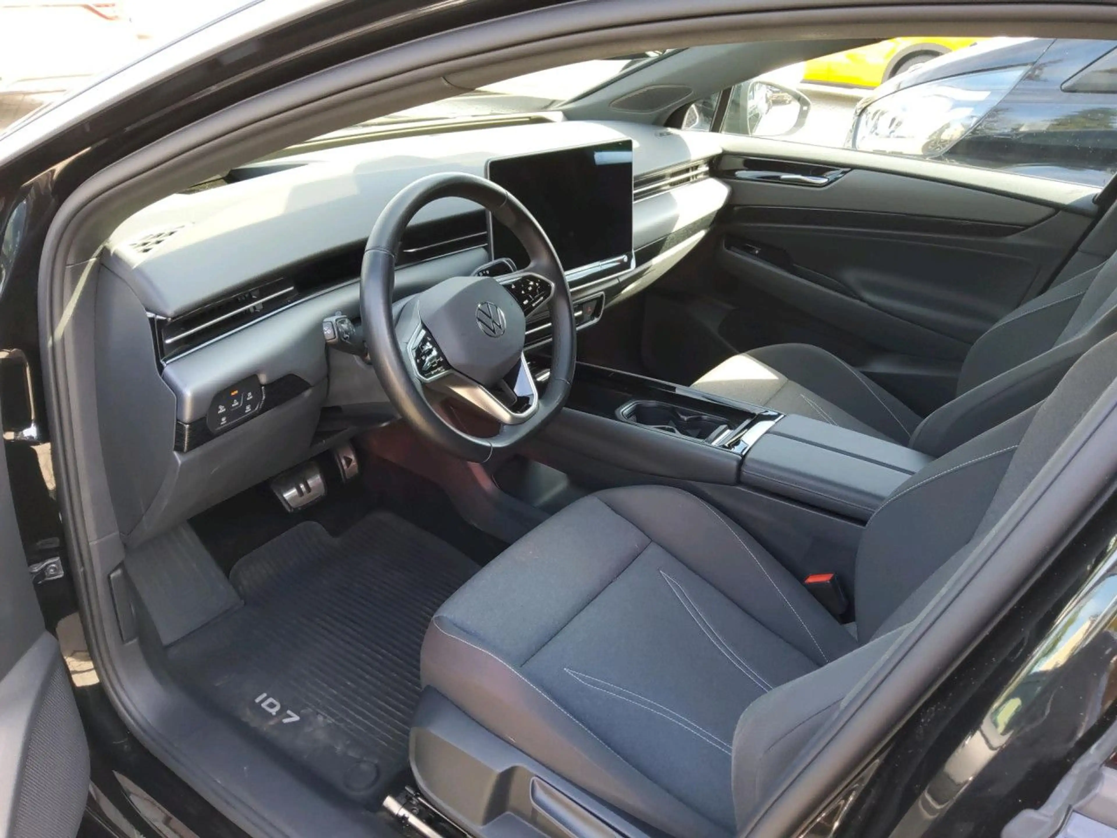 Volkswagen ID.7 Tourer Pro 82 kWh AHK Kamera IQ.Light ACC SHZ — photo 11