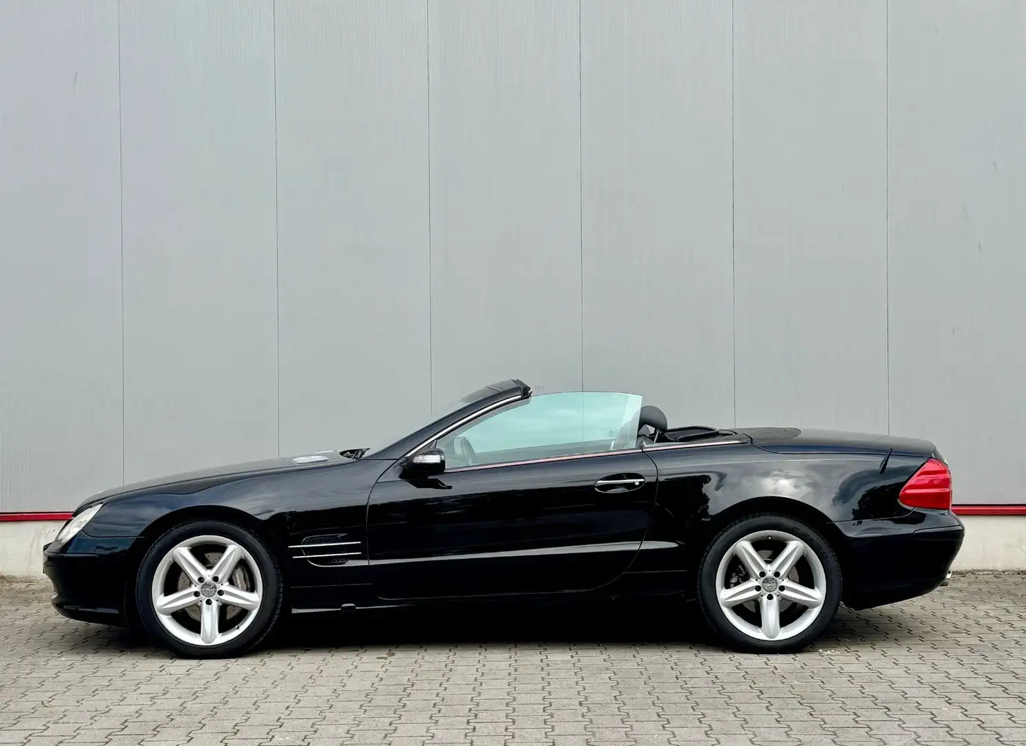 Mercedes-Benz SL 500 Černá - 2