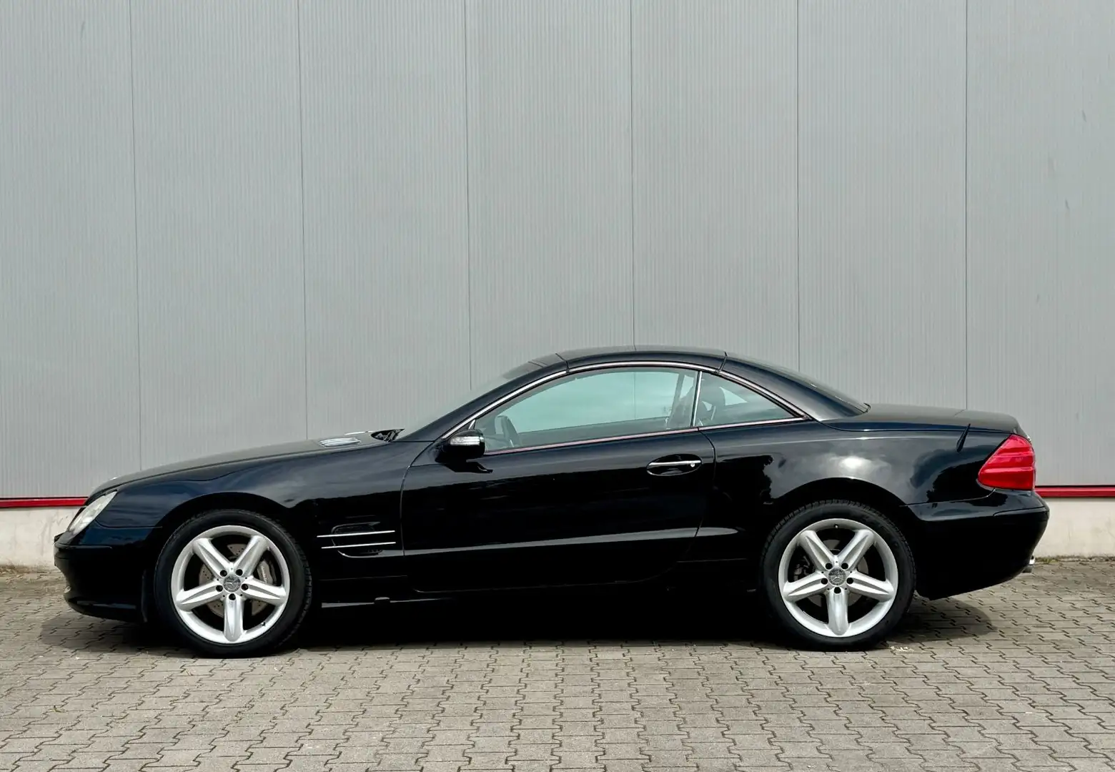 Mercedes-Benz SL 500 Černá - 1