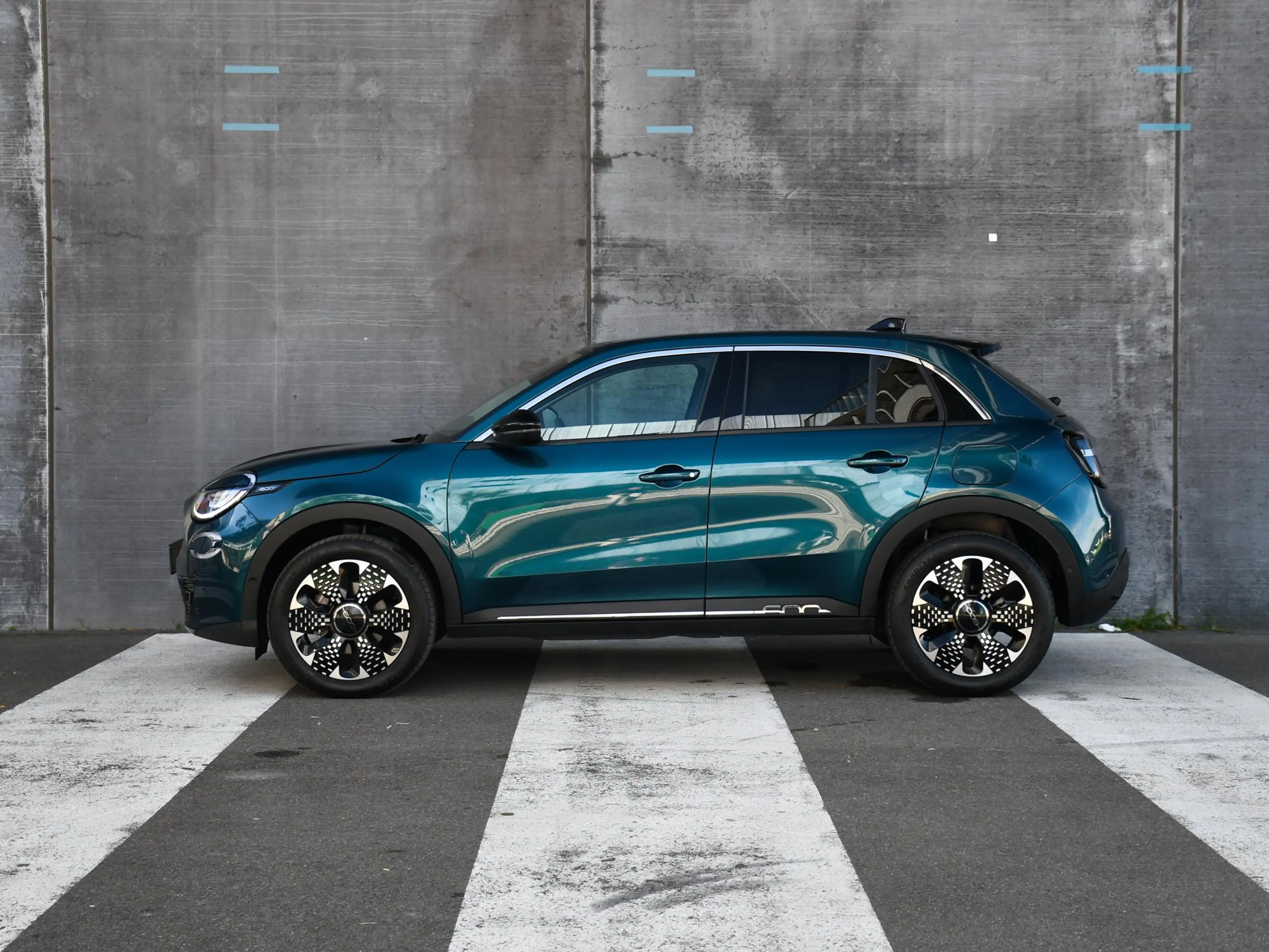 Fiat 600 La Prima 1.2 Hybrid 110pk Automaat MASSAGE | DODE — photo 3