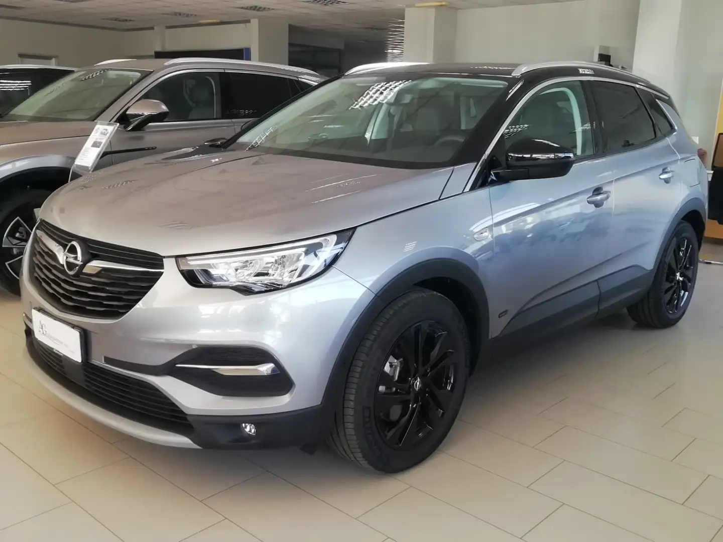 Opel Grandland X Grandland X 1.6 phev 300CV Design Line awd auto Gris - 1