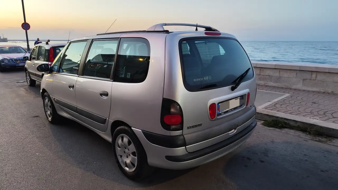 Renault Espace 2.2 dci 16v Privilege, foto 2