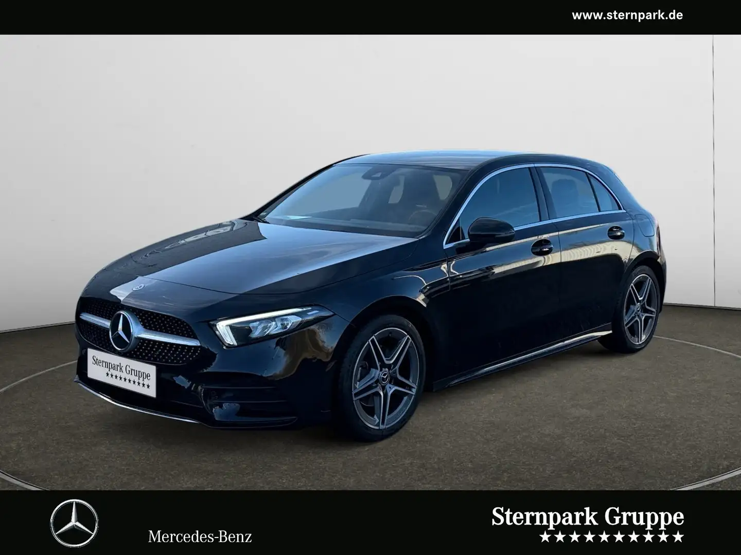 Mercedes-Benz A 180 A 180 AMG +AHK+Rfkam+LED+Distronic+ AMG Line Navi Schwarz - 1