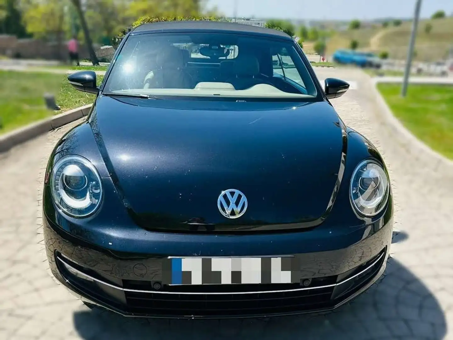 Volkswagen Beetle 2.0 TDI 140cv Sport Negro - 2