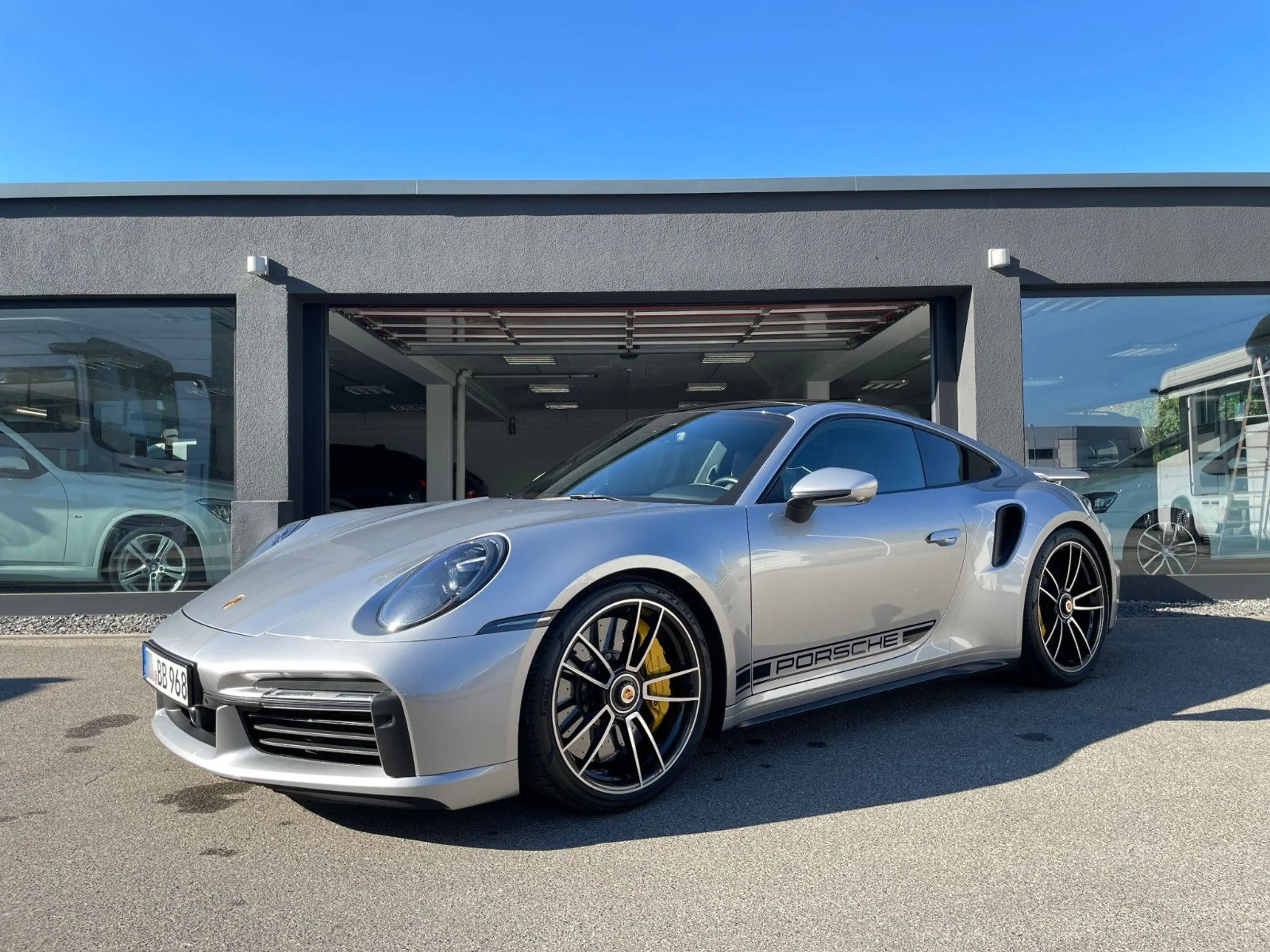 Porsche 992 Turbo S 1.Hd/Scheckheft/Approved/u-frei/Lift — photo 2