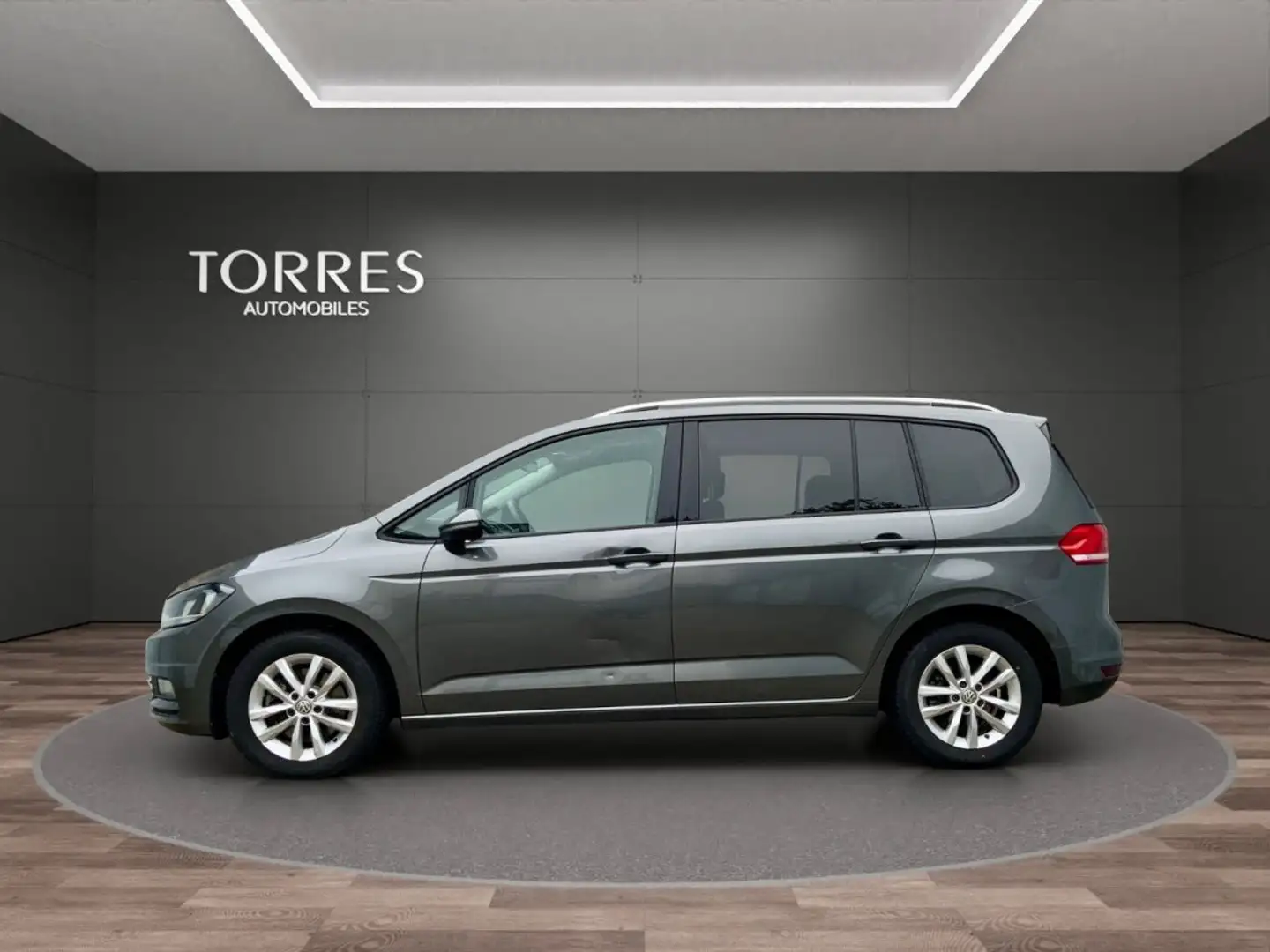 Volkswagen Touran 1.6 TDI 115 ch confortline 7 places Grau - 1