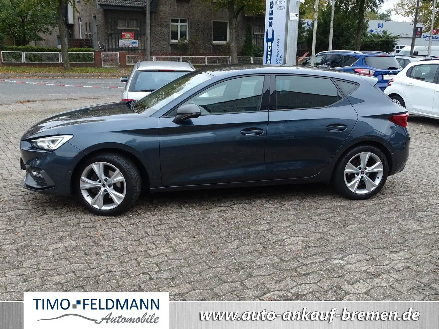 SEAT Leon 1.5 eTSI DSG FR Grau - 2