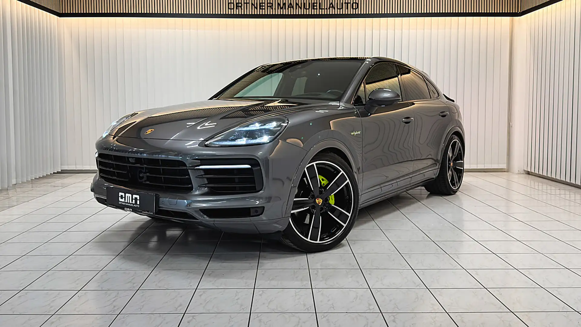 Porsche Cayenne Coupe E-Hybrid SportAGA /Matrix /Luft /SS18Wege Grau - 1