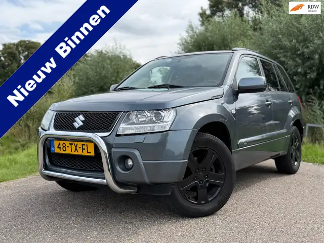 Suzuki Grand Vitara 2.0-16V High Executive Automaat / Schuif-/Kantelda