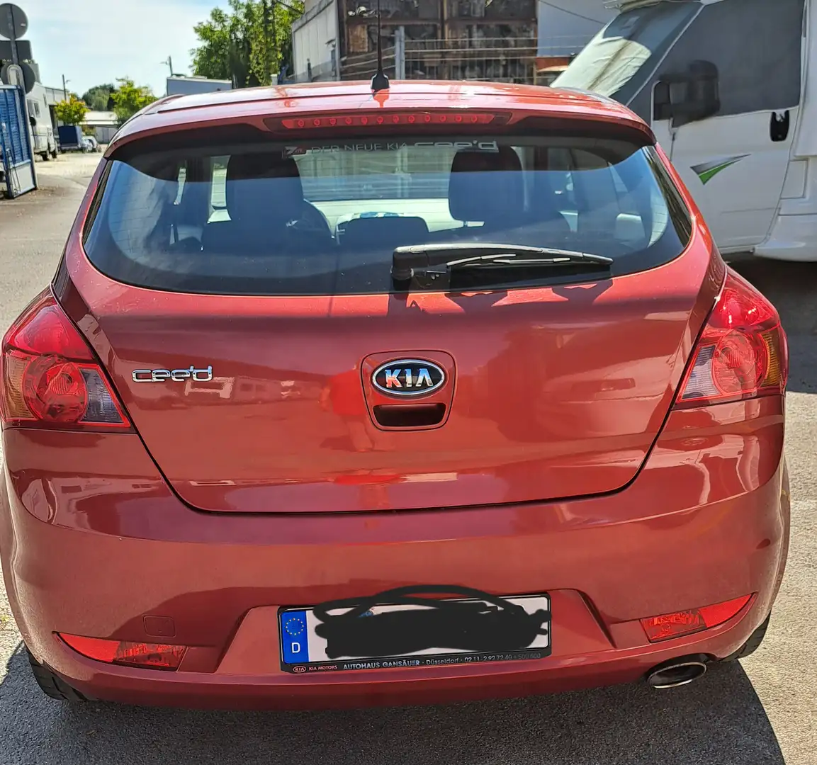 Kia Ceed / cee'd Ceed 1.6 CVVT LX Czerwony - 2