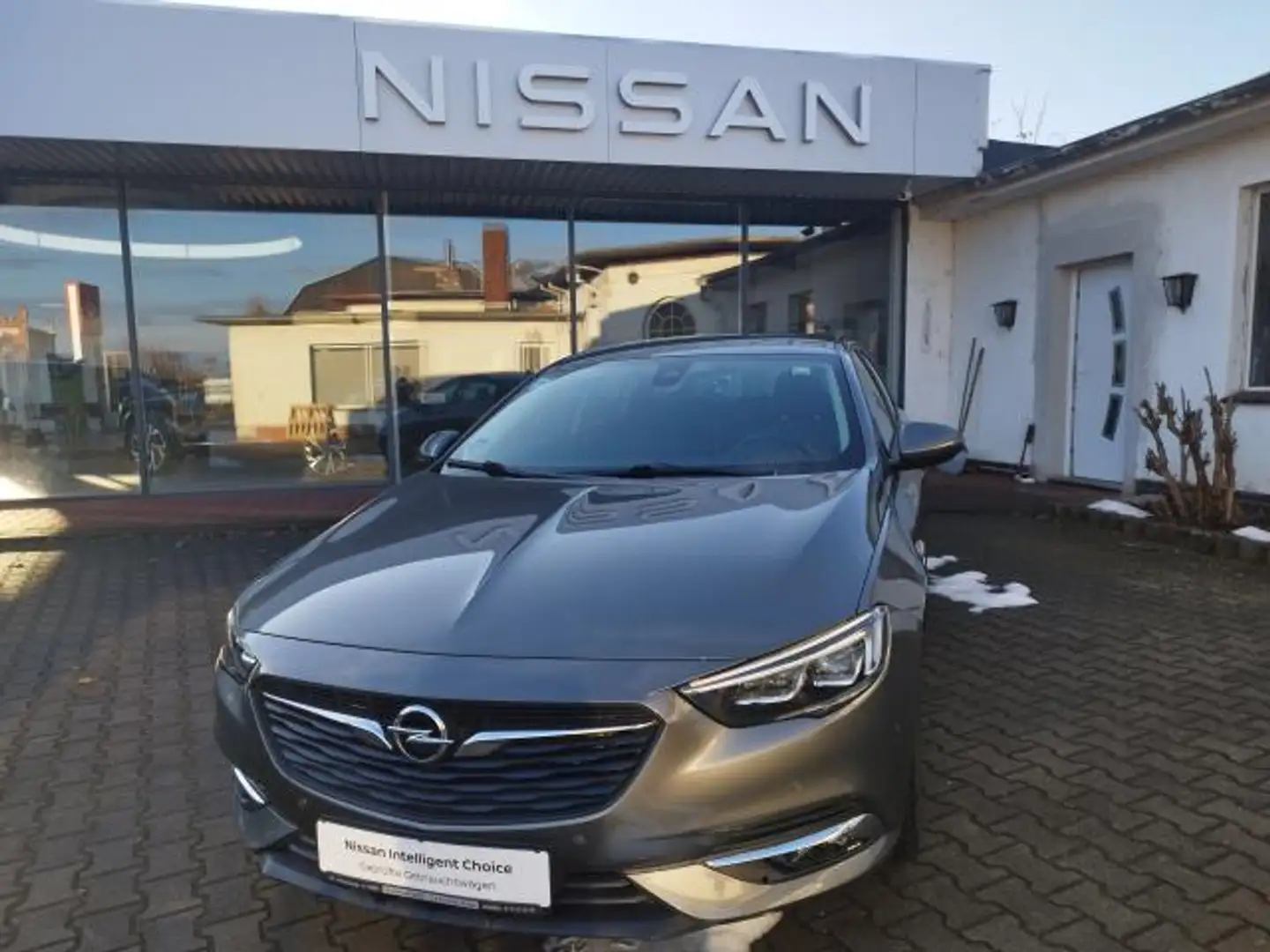 Opel Insignia VOLL LED, EINPARKHILFE, WINTERPAKET, AZV SCHWENKBA Grau - 1