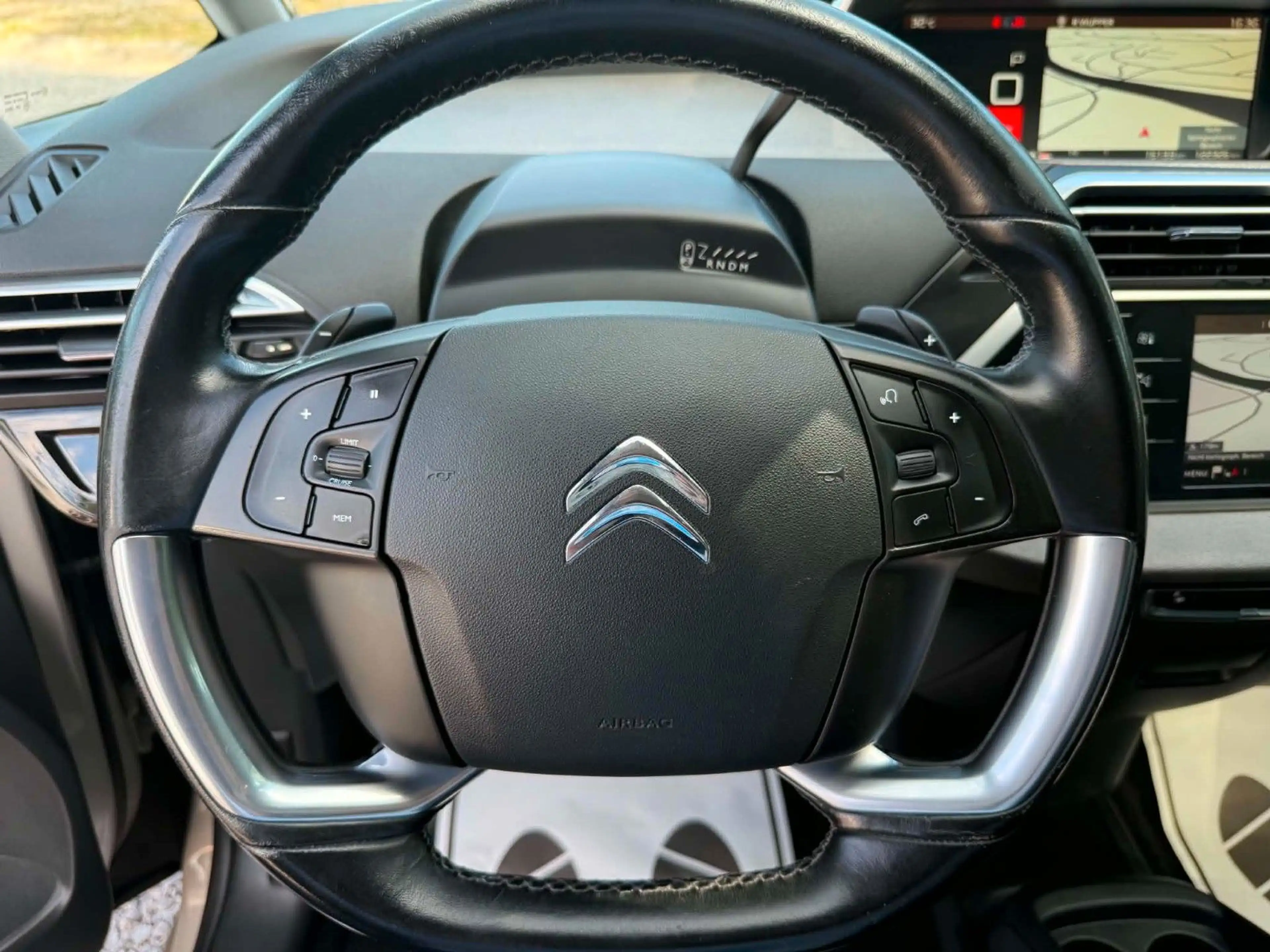 Citroen Grand C4 Picasso 1.6 THP 165 PS*7 Sitzer*Leder* — photo 11